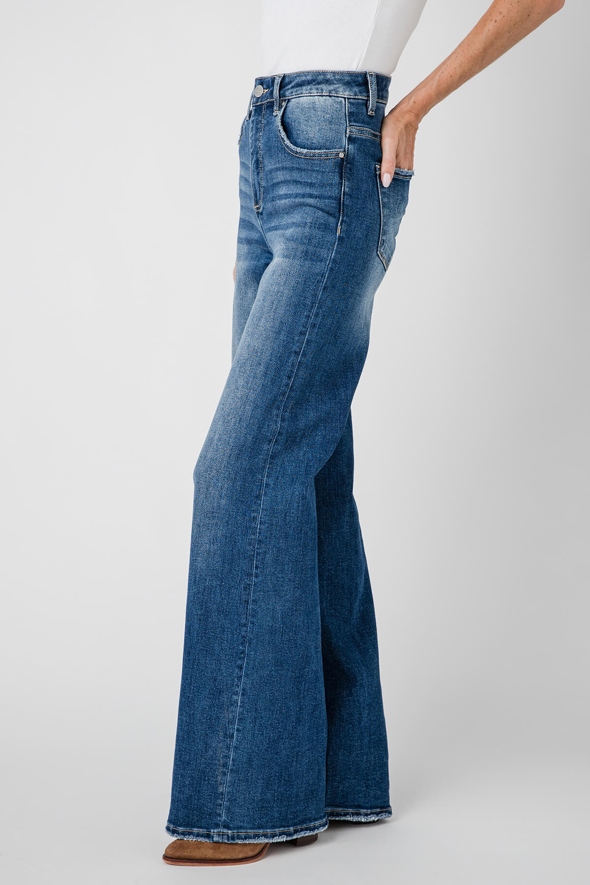 Dark Wash | Social Threads