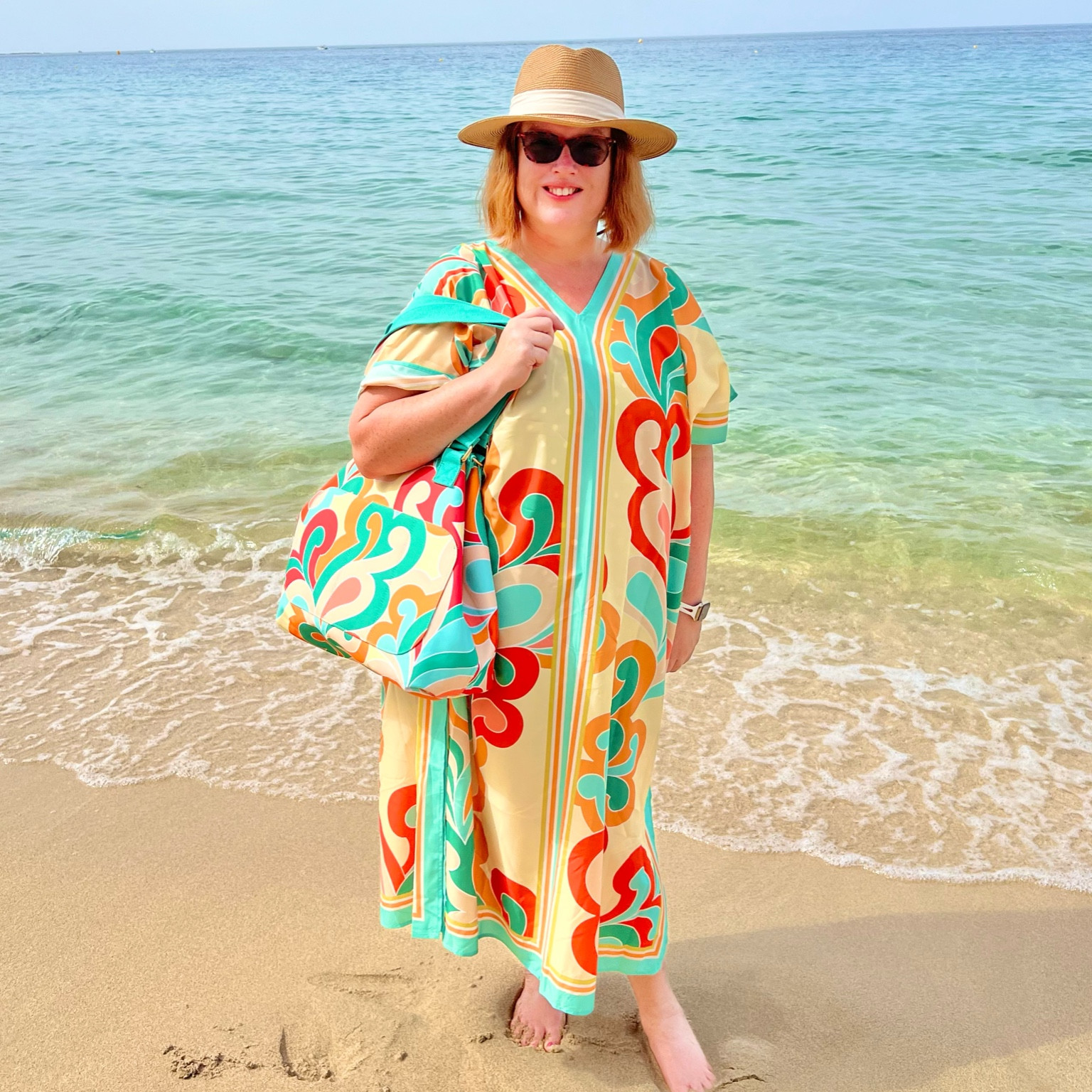 The big tote bags are on sale 50% off!!! Hurry now to get the style you want for your spring break trip! Also grab a matching caftan for the perfect travel outfit. #resortwear

#LTKTravel #LTKSeasonal #LTKOver40