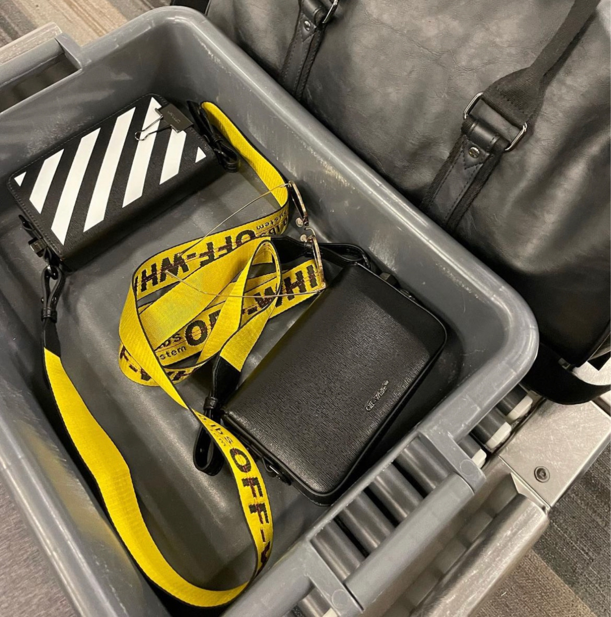Off-White >

#LTKFind #LTKtravel #LTKSeasonal