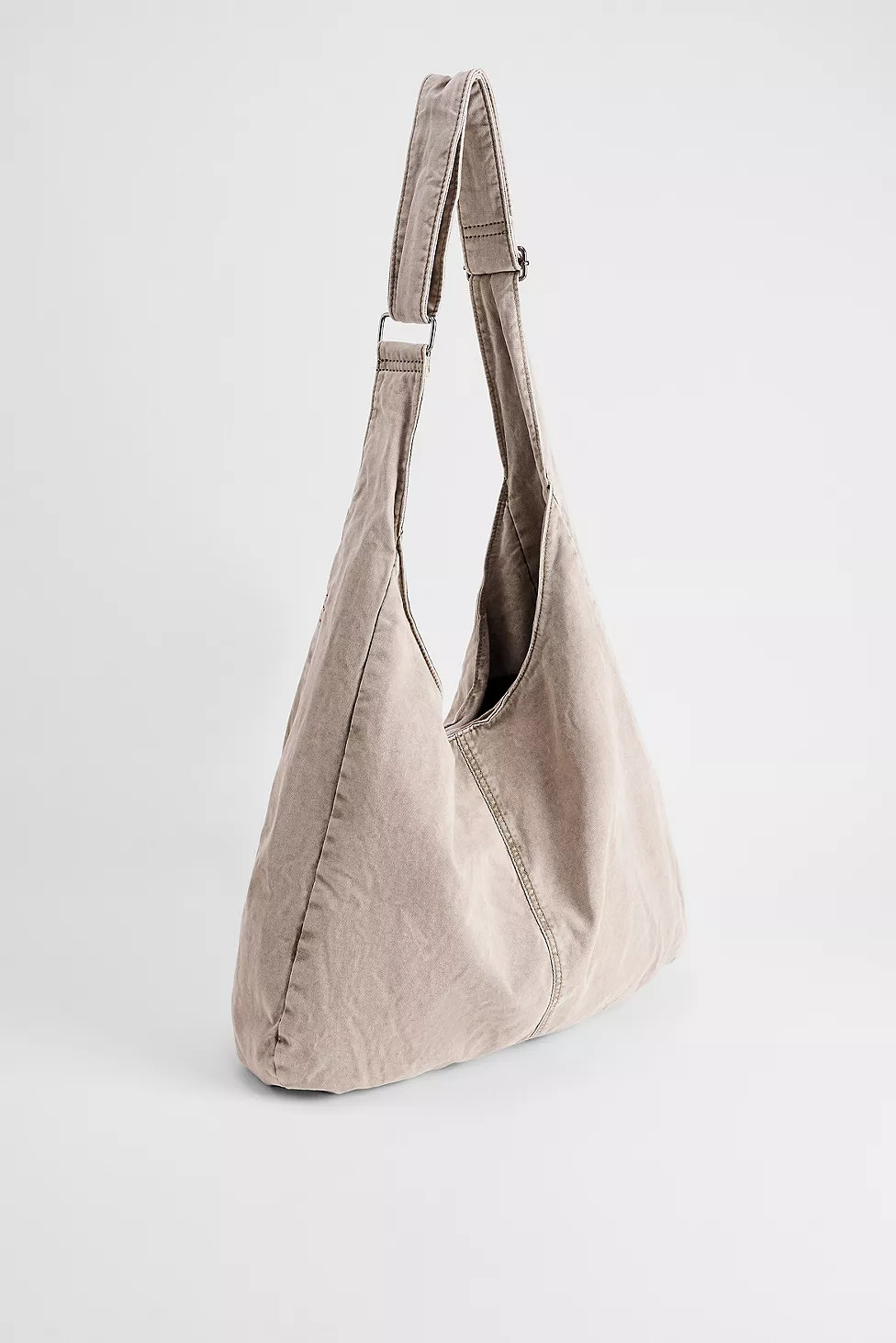 UO Jackson Sling Bag - Red at Urban Outfitters | Urban Outfitters UK