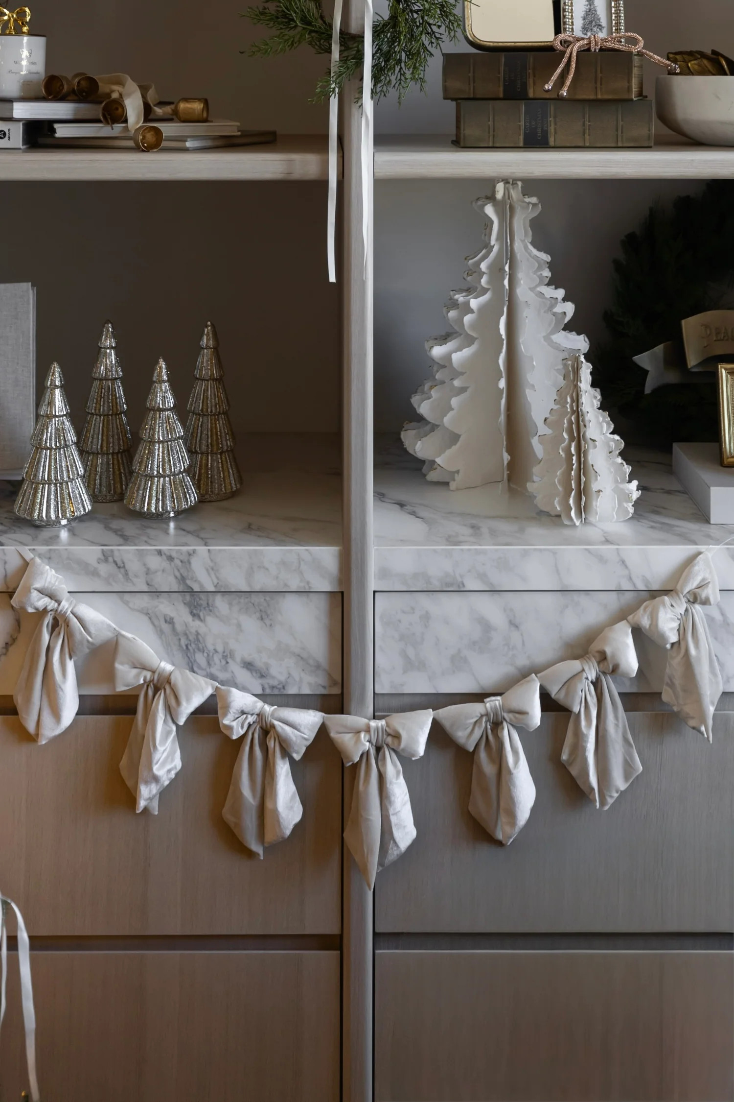 Velvet Bow Garland - Cream | THELIFESTYLEDCO