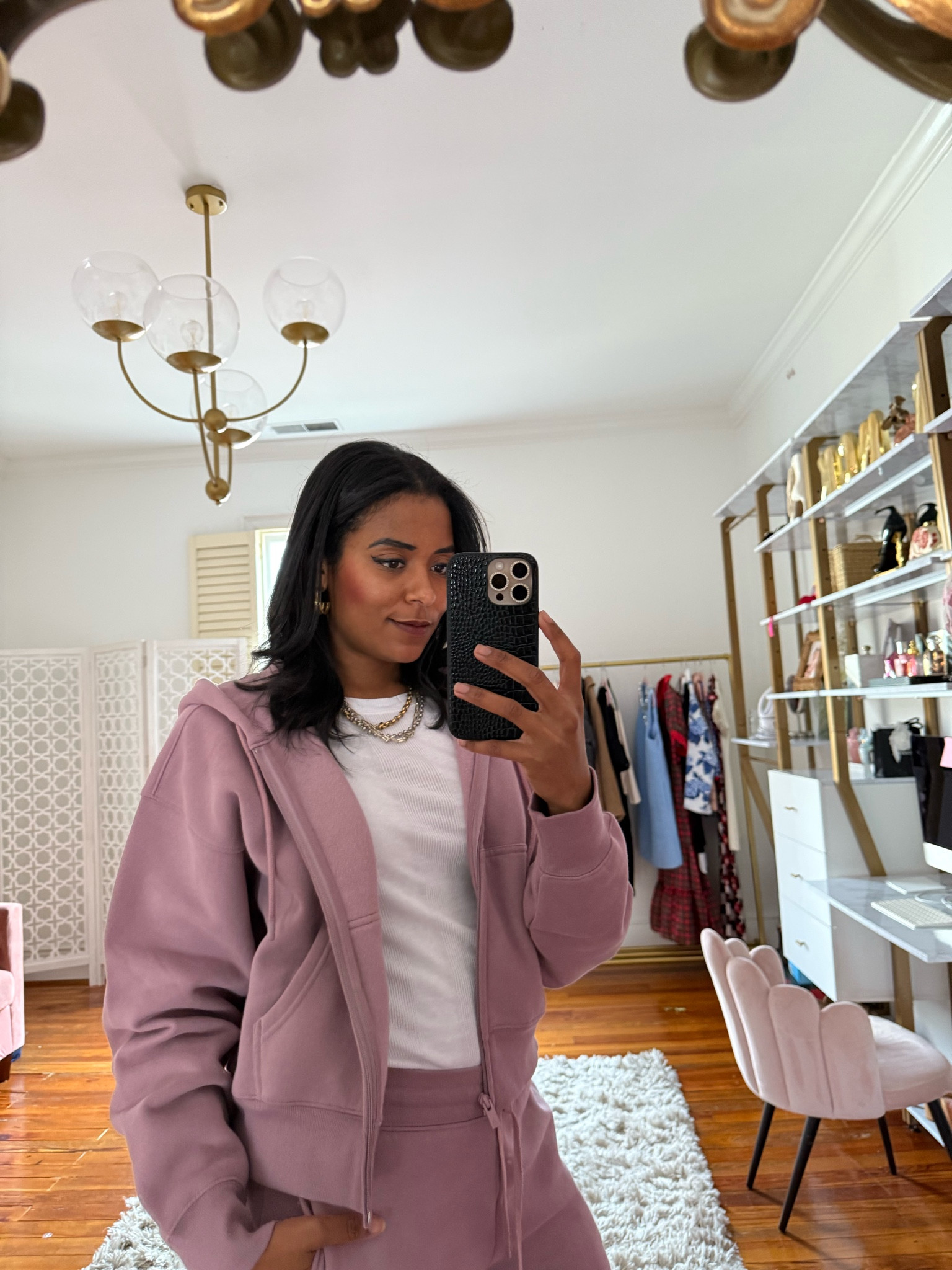 Aritzia, matching sets, cozy outfit inspo, cozy fleece sweatshirt, cozy fleece sweatpant, two-piece set, airport outfit inspoo

#LTKStyleTip #LTKFindsUnder100 #LTKTravel