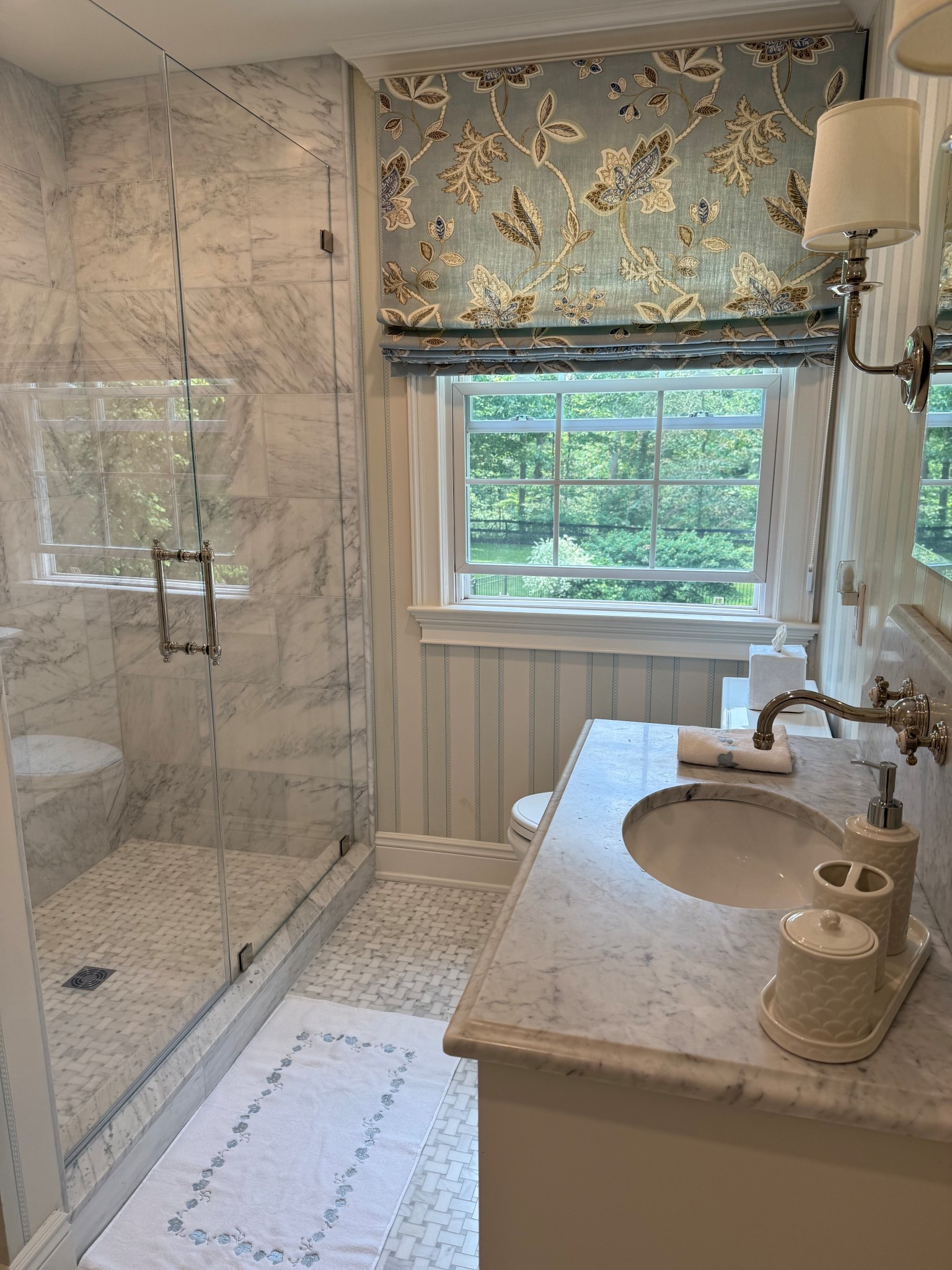 Guest Bathroom Accessories 


#LTKHome