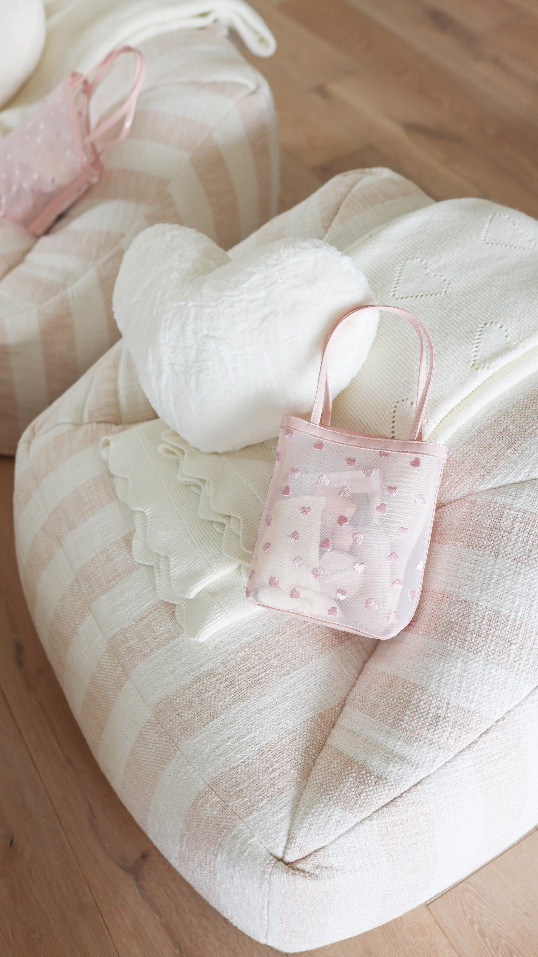 Galentine’s movie night essentials 

Valentine’s Day, Valentine’s Day gifts, target finds, target home, target must haves, heart pillow, Amazon finds, striped bean bag chairs, girls night, movie night 

#LTKvlog #LTKHome #LTKSeasonal