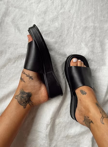 Bayshore Sandals Black | Princess Polly AU