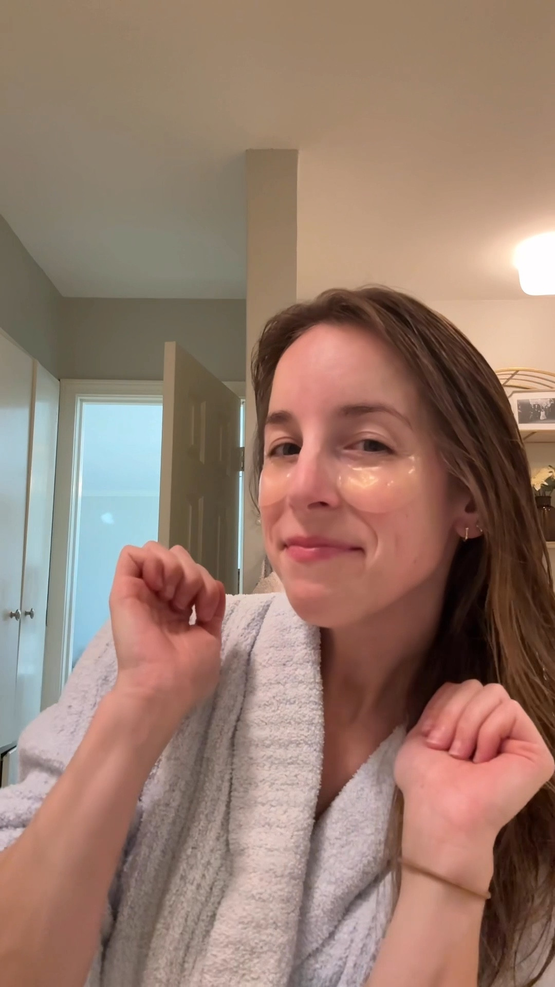 Mid-day reset: skincare 



Self care, polite society, lip gloss, eye gels, Patchology, dry skin, mama, mom life 

#LTKBeauty #LTKGiftGuide #LTKFindsUnder50