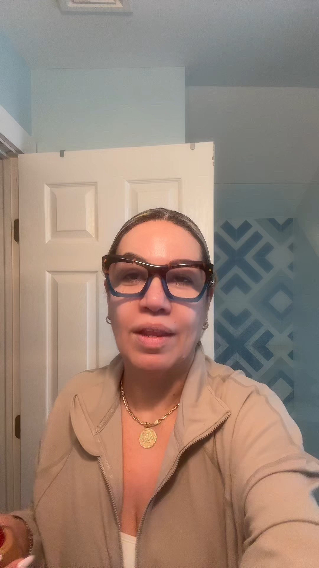 
Two TIRTIR favorites I can’t stop using.
A blurring concealer for seamless coverage and a long-lasting foundation with a natural glow.
Effortless, flawless makeup—linked on LTK 🤍

#LTKBeauty #LTKdayinmylife