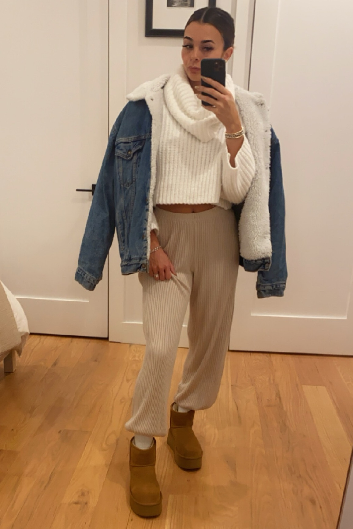 Cozy outfit / girls night / Uggs / platform Uggs / Sherpa jacket / lounge pants / joggers / sweatpants / Levi’s jacket  / Uggs in stock !!! On sale!!  

#LTKshoecrush #LTKSeasonal #LTKtravel