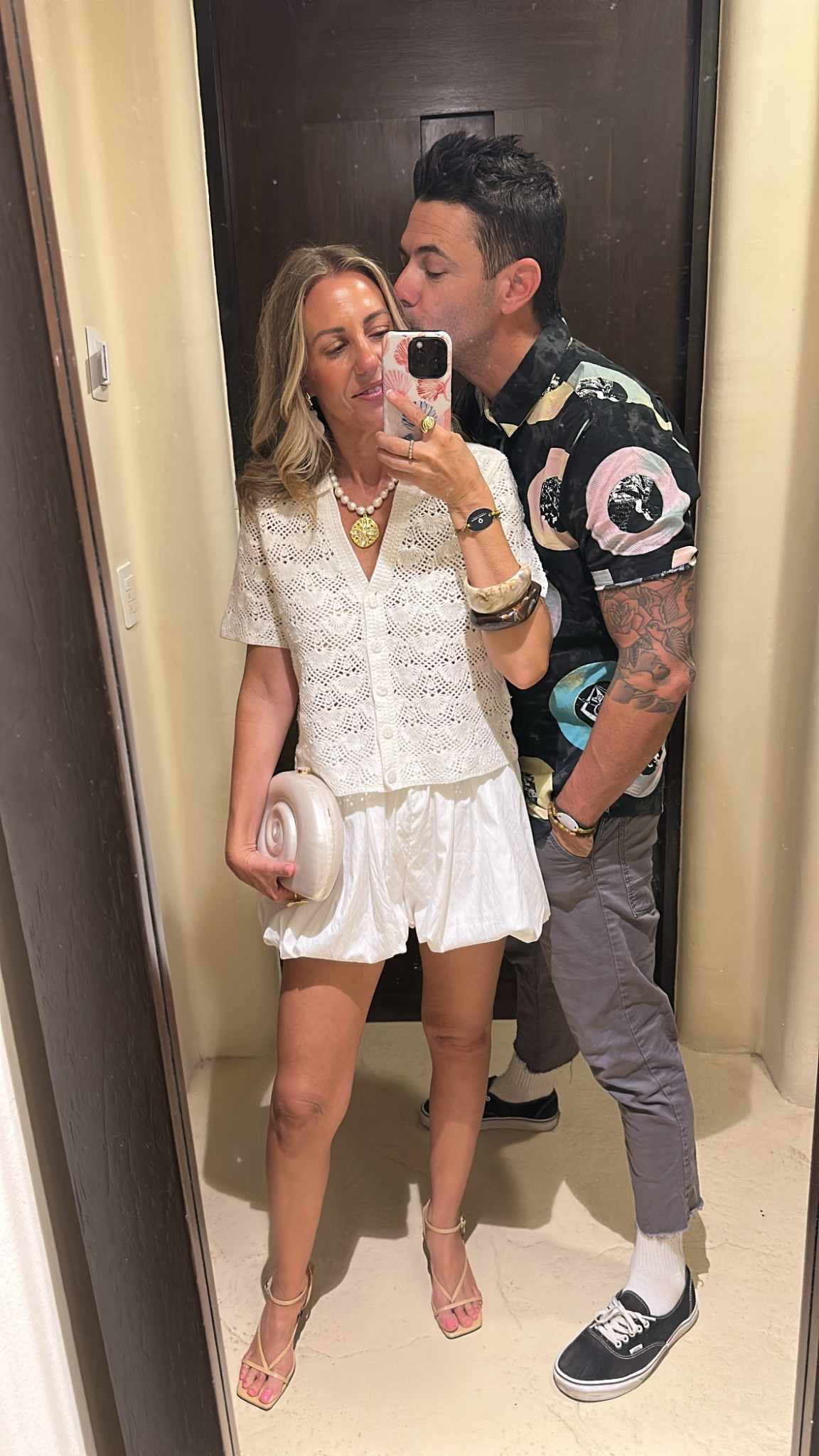 Dinner and dancing in Cabo


#LTKFindsUnder50 #LTKSaleAlert #LTKStyleTip