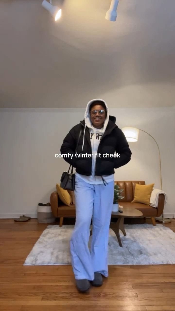 it’s too cold for anything else tbh❄️ 

Hoodie @garageclothing 
Puffer jacket @aritzia 
Boots @ugg 
Lip oil @elfcosmetics 
Pants @prettylittlething 
Purse @coach 

#winterfitcheck #cozyootd #cozyoutfits #comfyoutfitideas