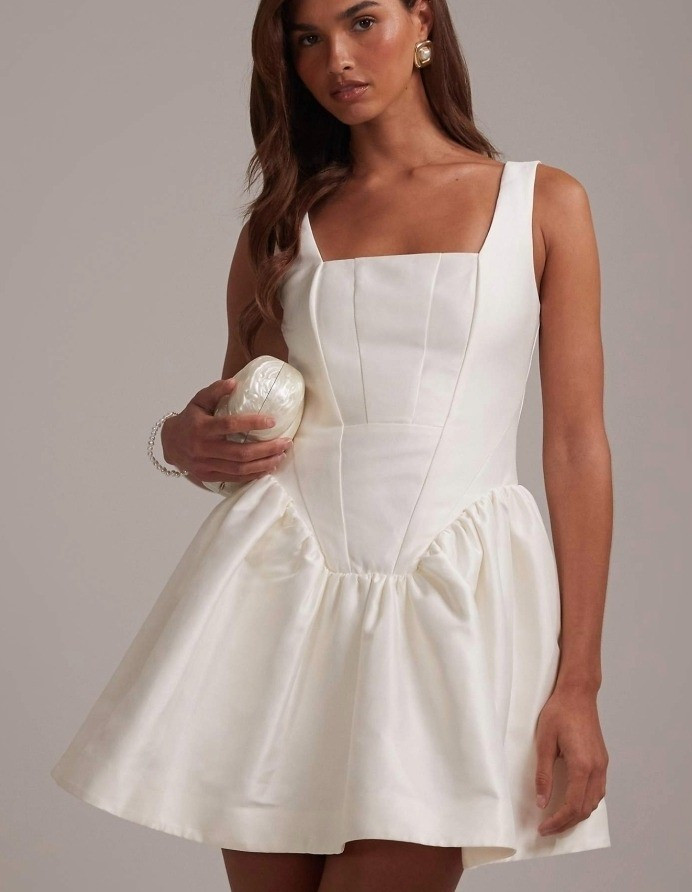 Short wedding dress.Petite fashion. Petite style and clothing. For more finds and style tips read glambutfirstcoffee.com

#LTKPetite #LTKWedding