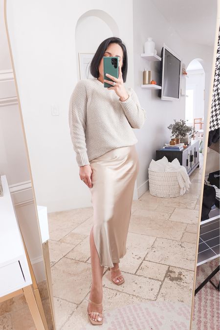 Pullover sweater XS
Satin midi slip skirt S

Mules | fall outfit | thanksgiving outfit | outfit idea | old navy | 



#LTKstyletip #LTKHoliday #LTKSeasonal