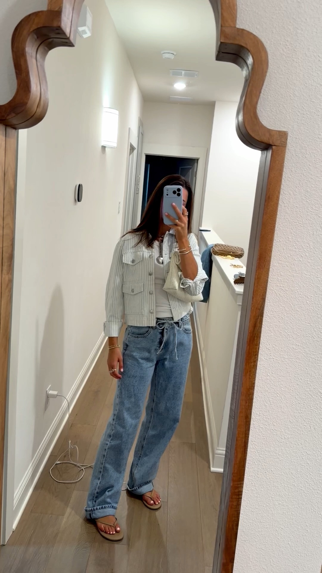 thursday happy hour #ootn ft @target @Walmart @Roxanne Assoulin !! Y
#everydaybasics #targetmusthaves #targetstyle #walmartfashion

#LTKootd #LTKTravel #LTKSeasonal