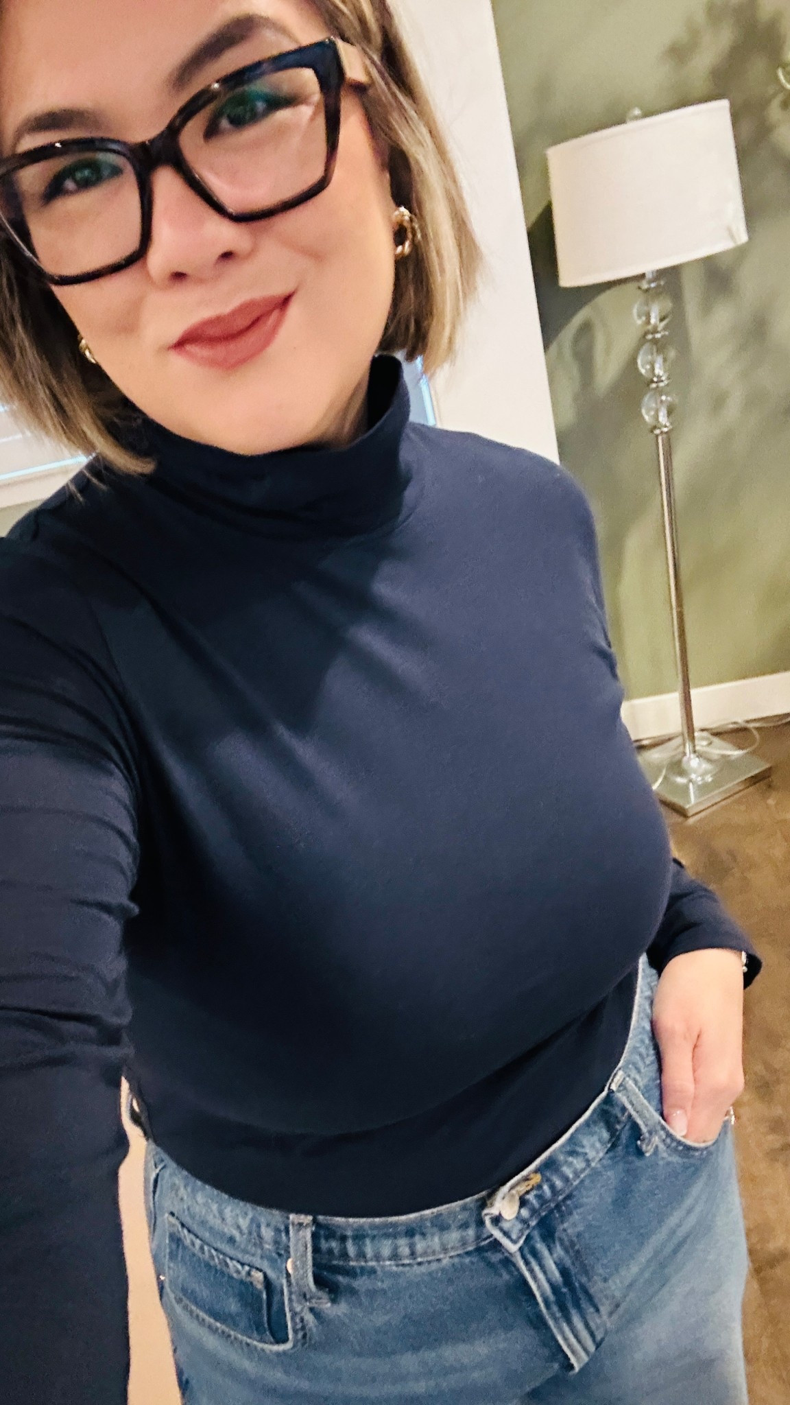 OOTD! Super casual but caauuute! ♥️ wearing my go to barrel jeans and a tissue weight turtleneck in navy!

#LTKMidsize #LTKootd #LTKCyberWeek