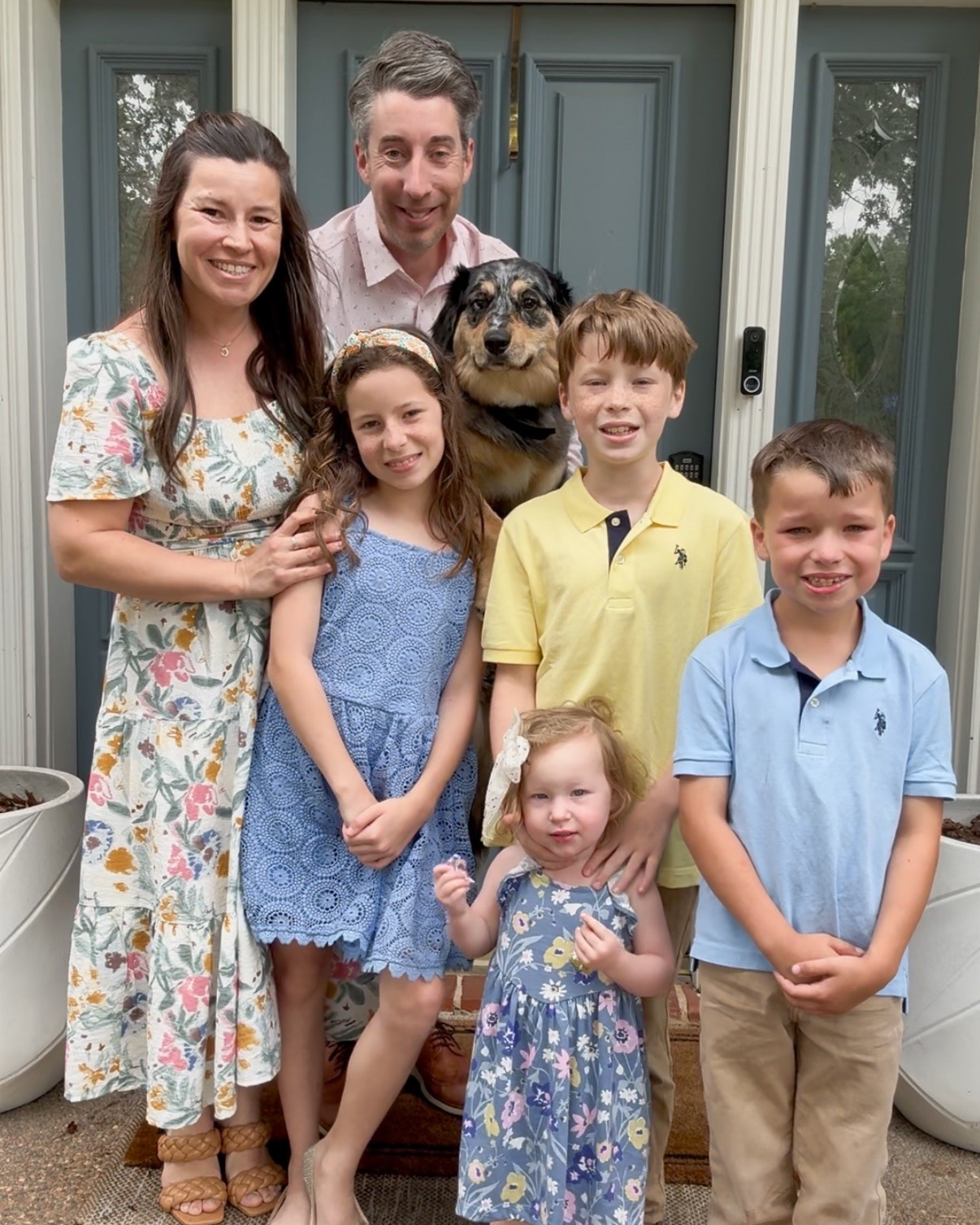 Happy Easter! 🐰🐣 ✝️

Family photos
Family matching
Matching family outfits
Spring photos
Spring outfits family
Walmart Fashionn

#walmartfashion #amazonfashion #budgetfriendly #affordablestyle

#LTKSeasonal #LTKFamily #LTKKids