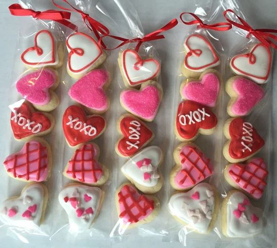 Valentine's Day Sugar Cookie Gift (1 BAG)/ party favor / heart cookies / Valentines party / mini ... | Etsy (US)