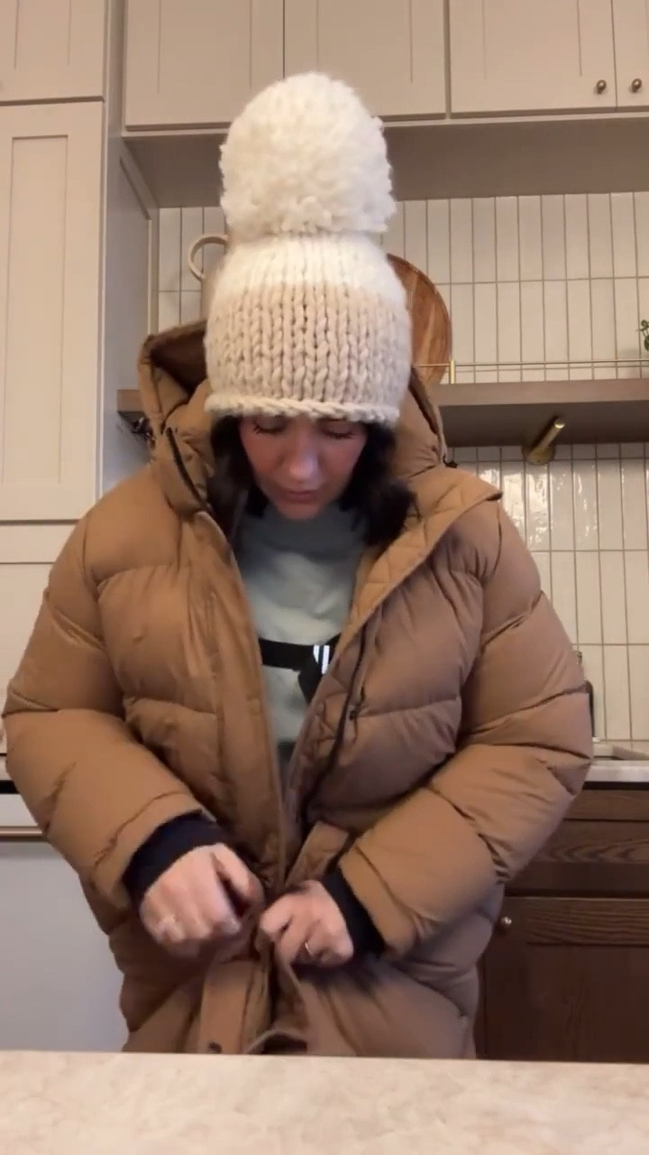 Winter hot girl walk in the warmest coat ever. This is a super puff coat, so definitely for very cold areas - it’s not one you wear in a cute cold day lol. I wear a size L, I wearing my weighted vest under it, I got a 12 lb for the weighted vest.  



#LTKSeasonal #LTKStyleTip #LTKMidsize