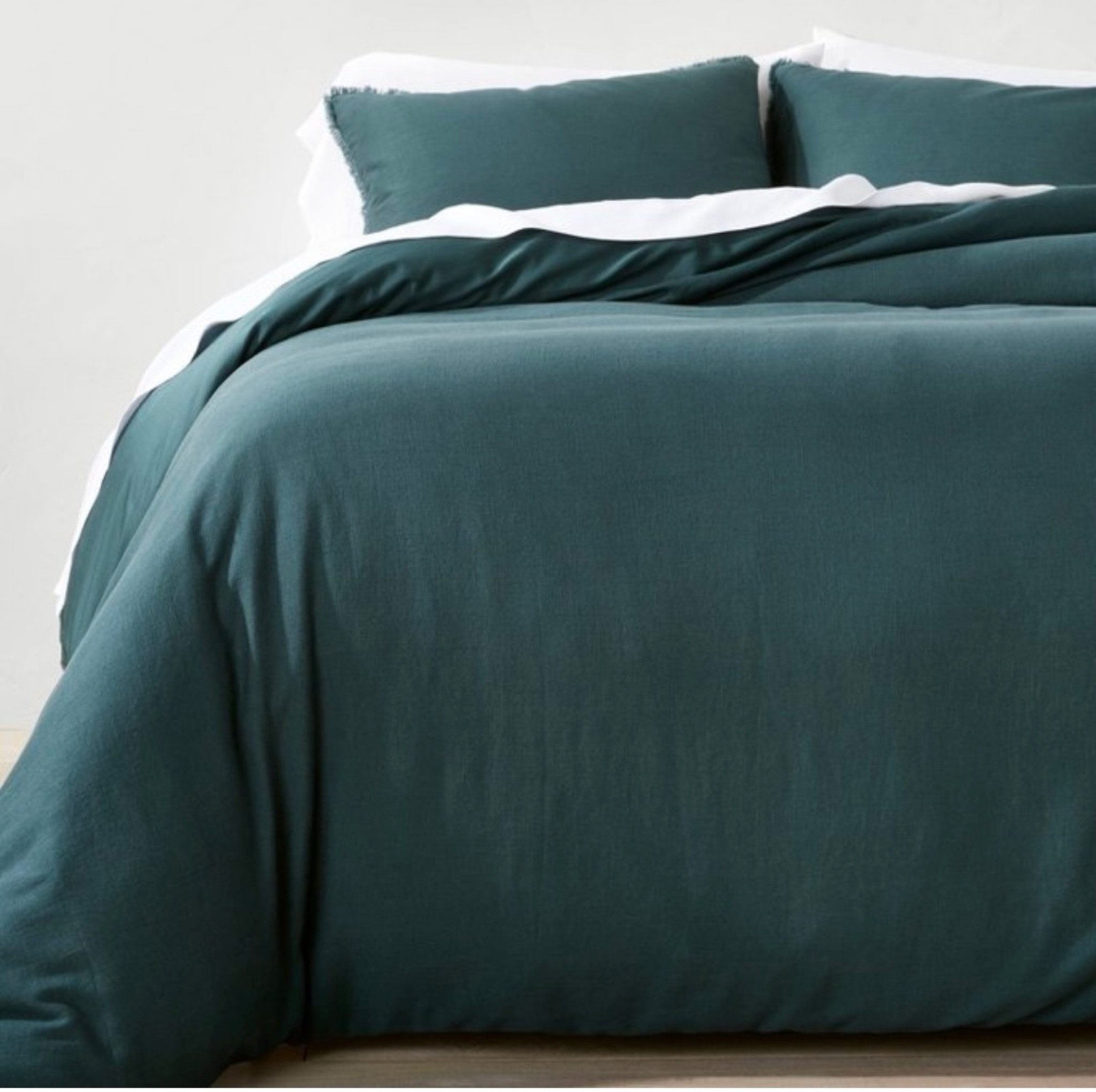 This duvet cover is so beautiful and so soft! And 20% off! #targetcircledays 

#LTKhome #LTKsalealert
