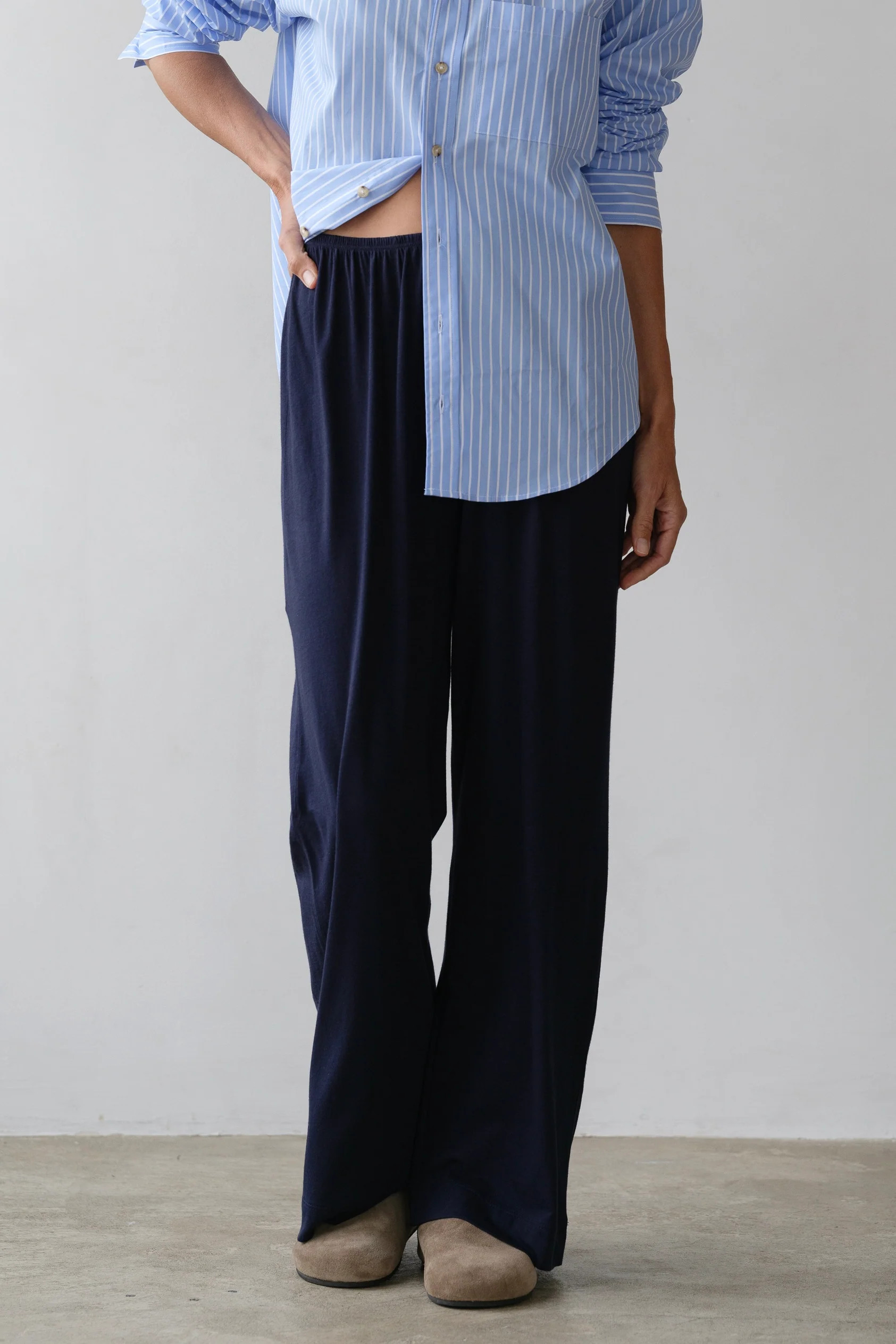 The Jersey Simple Crop Pant | DONNI.