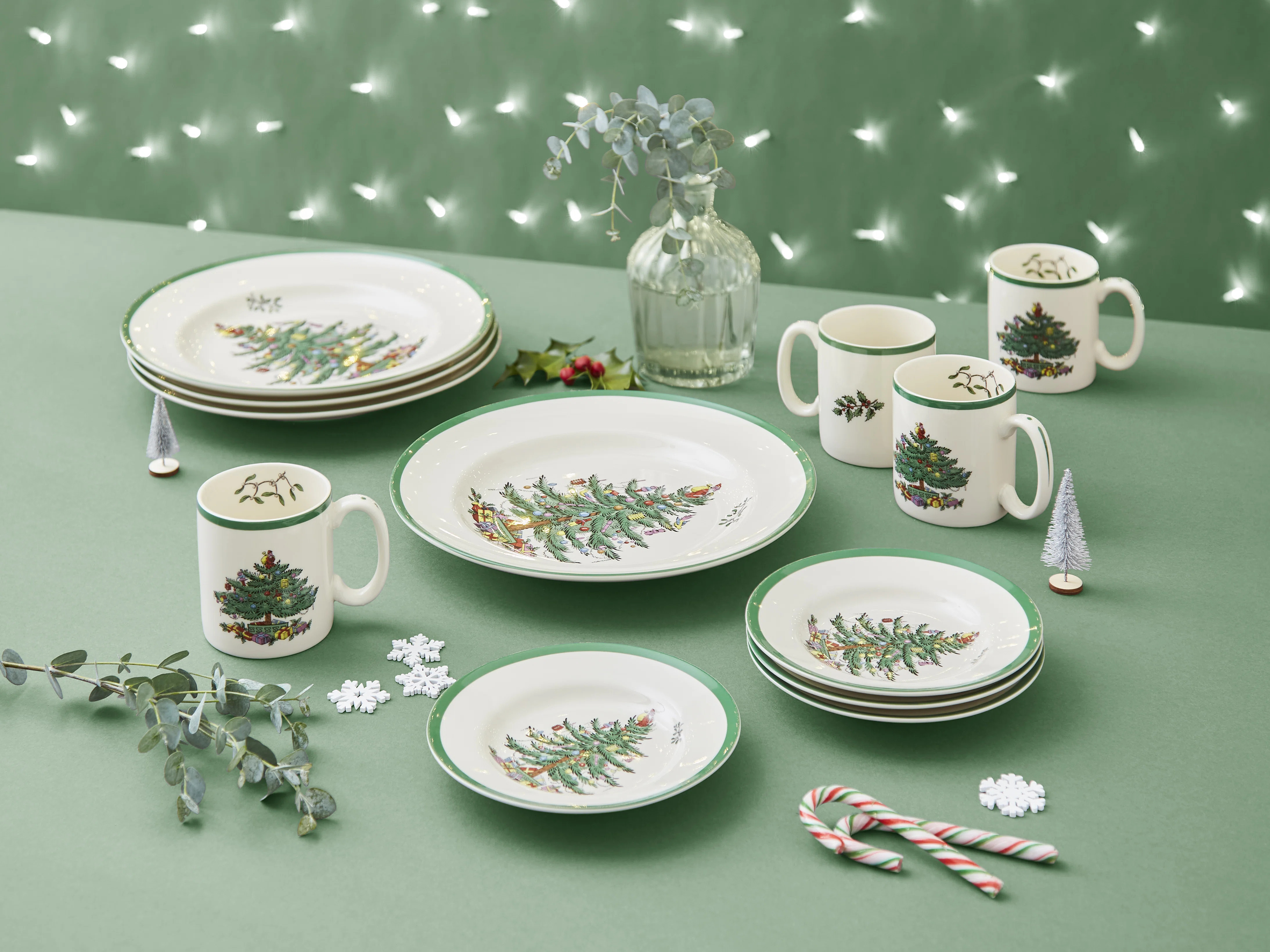 Spode Christmas Tree 12-Pc Set (4 Ea Din/Sal/Mug) & Reviews | Wayfair | Wayfair North America