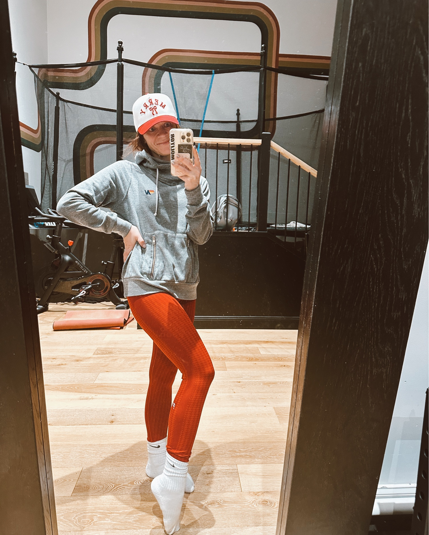 Workout in red. Although this hat says “merry” I’m gonna be rocking this all year. ❤️🩷💚