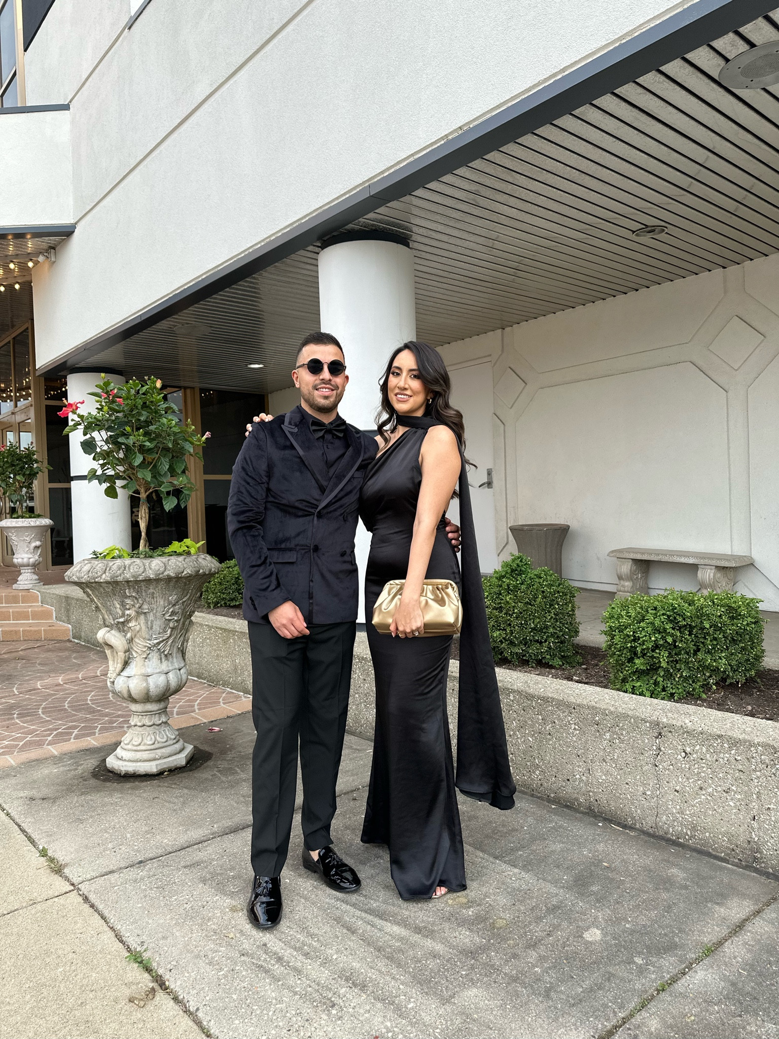 Wedding guest black attire outfits #wedding #weddingguest #weddingguestdress #weddingguestdresses #weddingguestoutfit #outfit #outfits #dress 