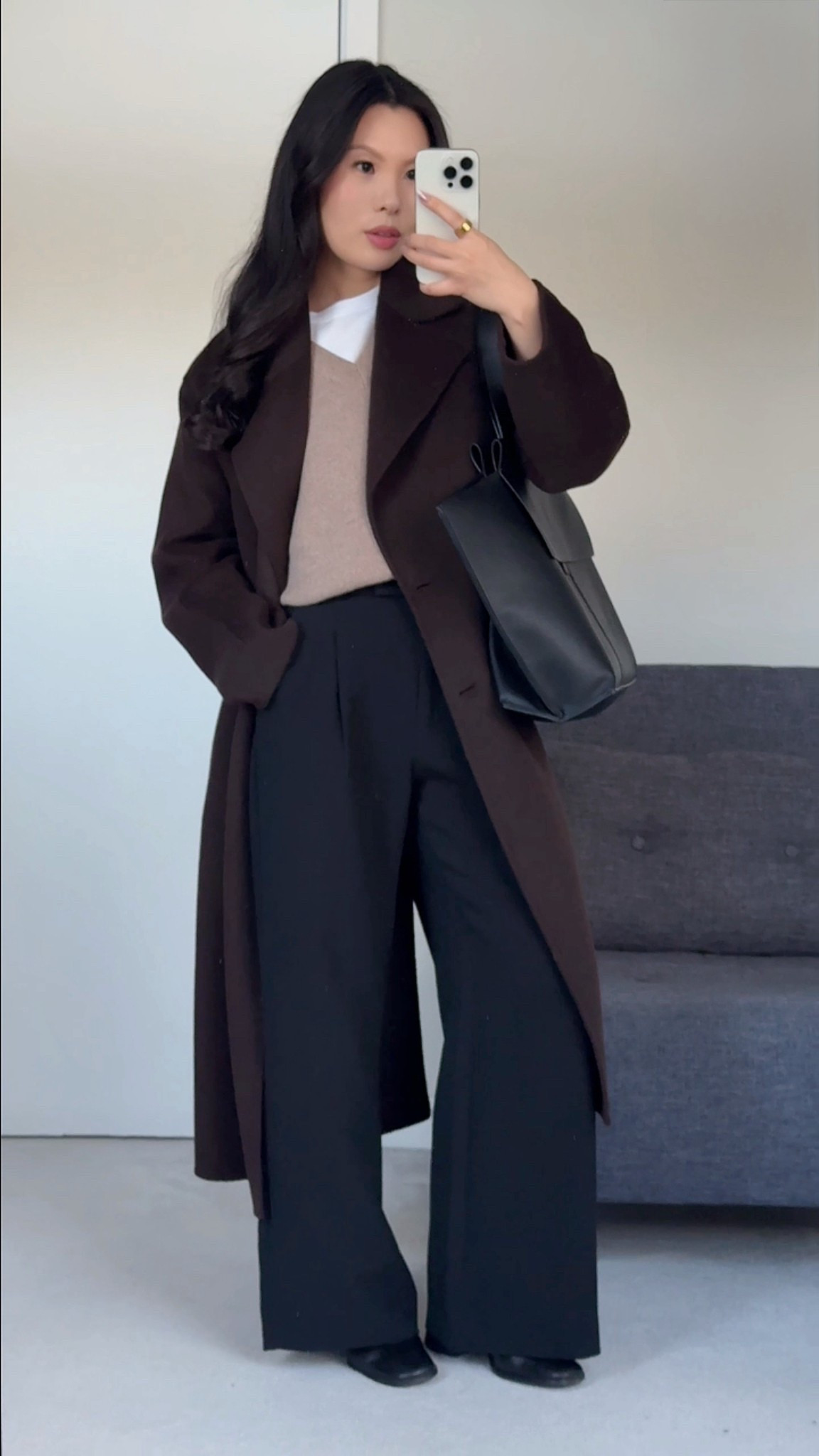 Winter office ootd❄️ T shirt XS, knit vest S, trousers w23 short, wool coat XXS


#LTKwinter #LTKworkwear #LTKuk