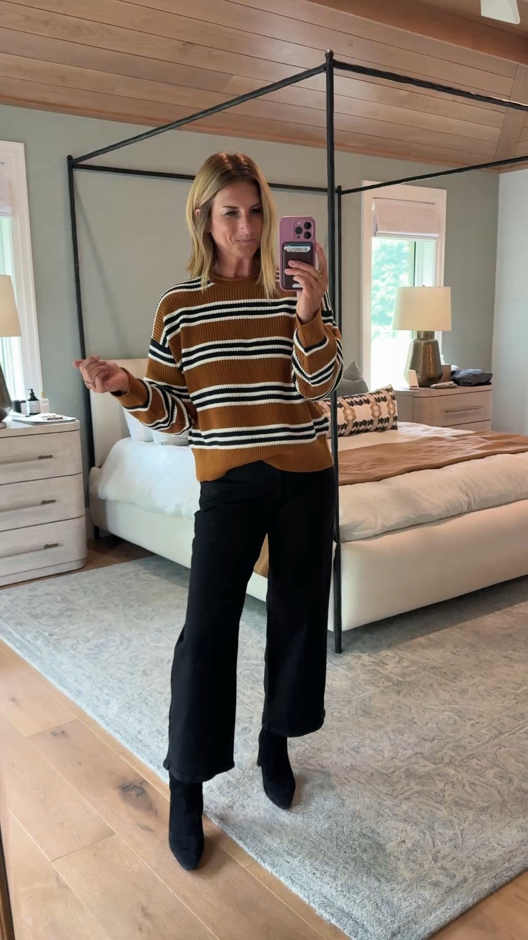 @Madewell knew what they were doing… 🍁🍁🍁 Sweater tts | small

Use code: LTK20 to save!

#LTKxMadewell #LTKSaleAlert #LTKootd