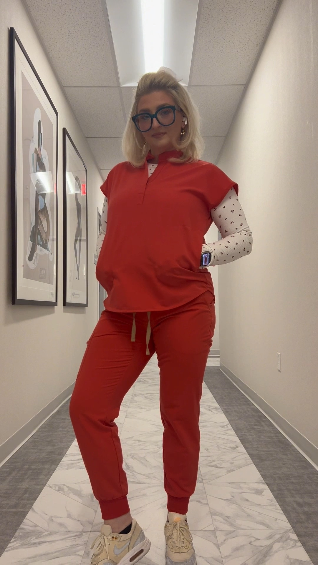 Hibiscus scrubs and I am OBSESSED 🌺 Linked a similar set on Amazon for $29.99 and this patterned long sleeve underneath is $27.99 the quality on this underscrub is genuinely impressive, it feels way more expensive than it is. XXS top XS bottoms, 5’2” 148lbs. Tap to shop everything! 🌺
