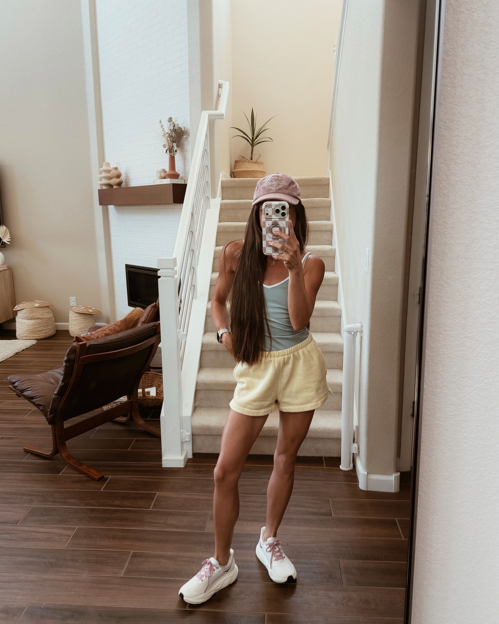 Embracing some spring colors 🦋🌼👛

#LTKmomlife #LTKootd #LTKActive