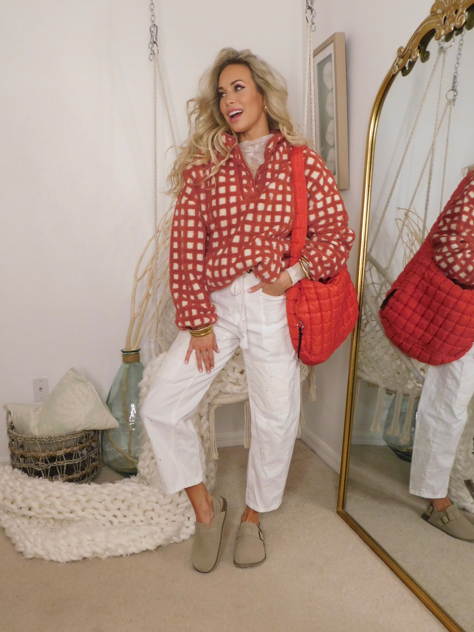 #checkered #holiday #zipup #casual 

#LTKmomlife #LTKHoliday #LTKStyleTip