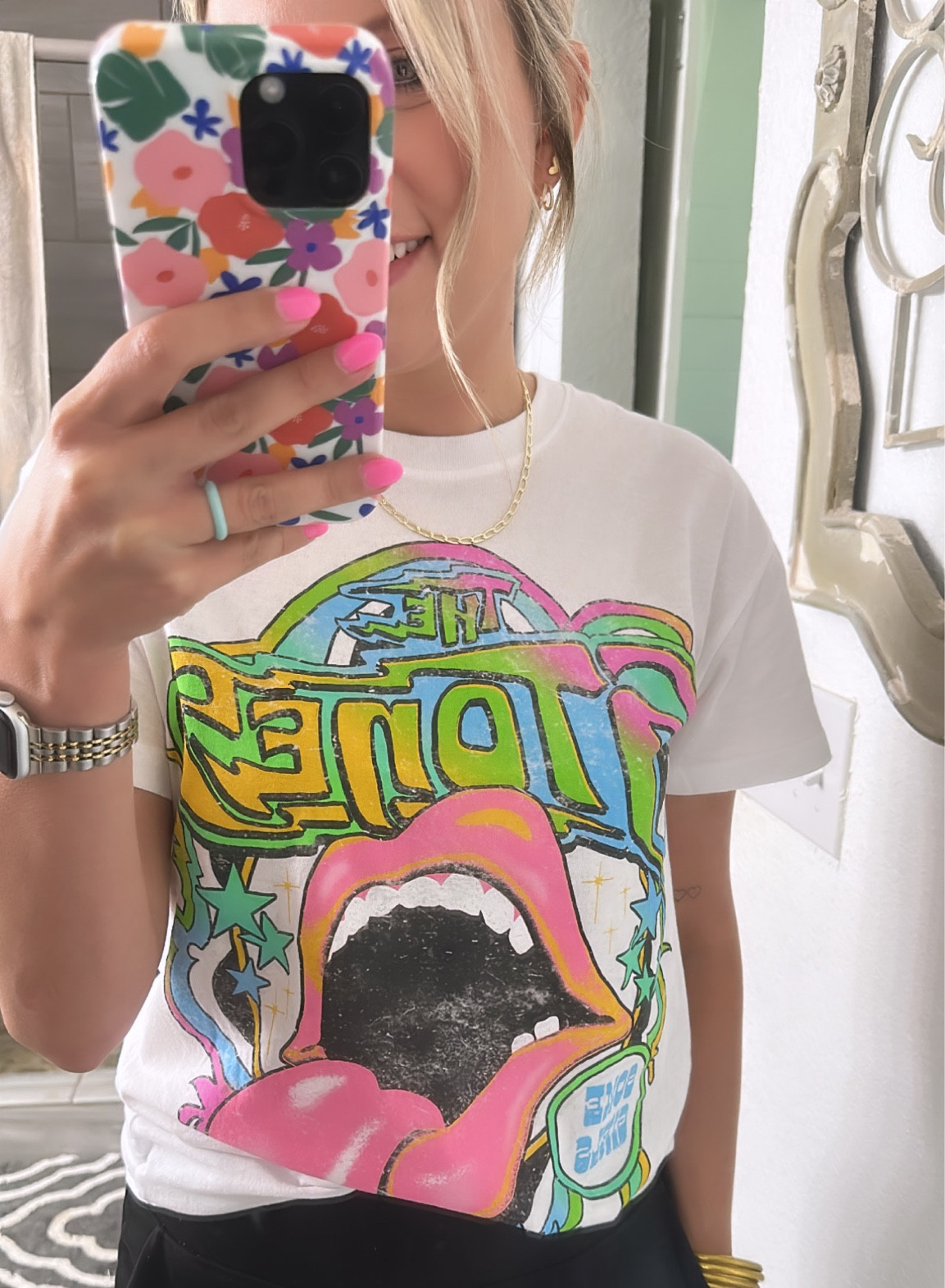 Loving this ✨BRIGHT✨ graphic tee! 

#LTKstyletip #LTKunder50 #LTKfit