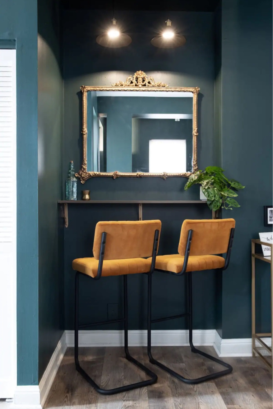 Built-in bar at our Speakeasy Airbnb 🖤

#LTKhome #LTKfindsunder50 #LTKstyletip