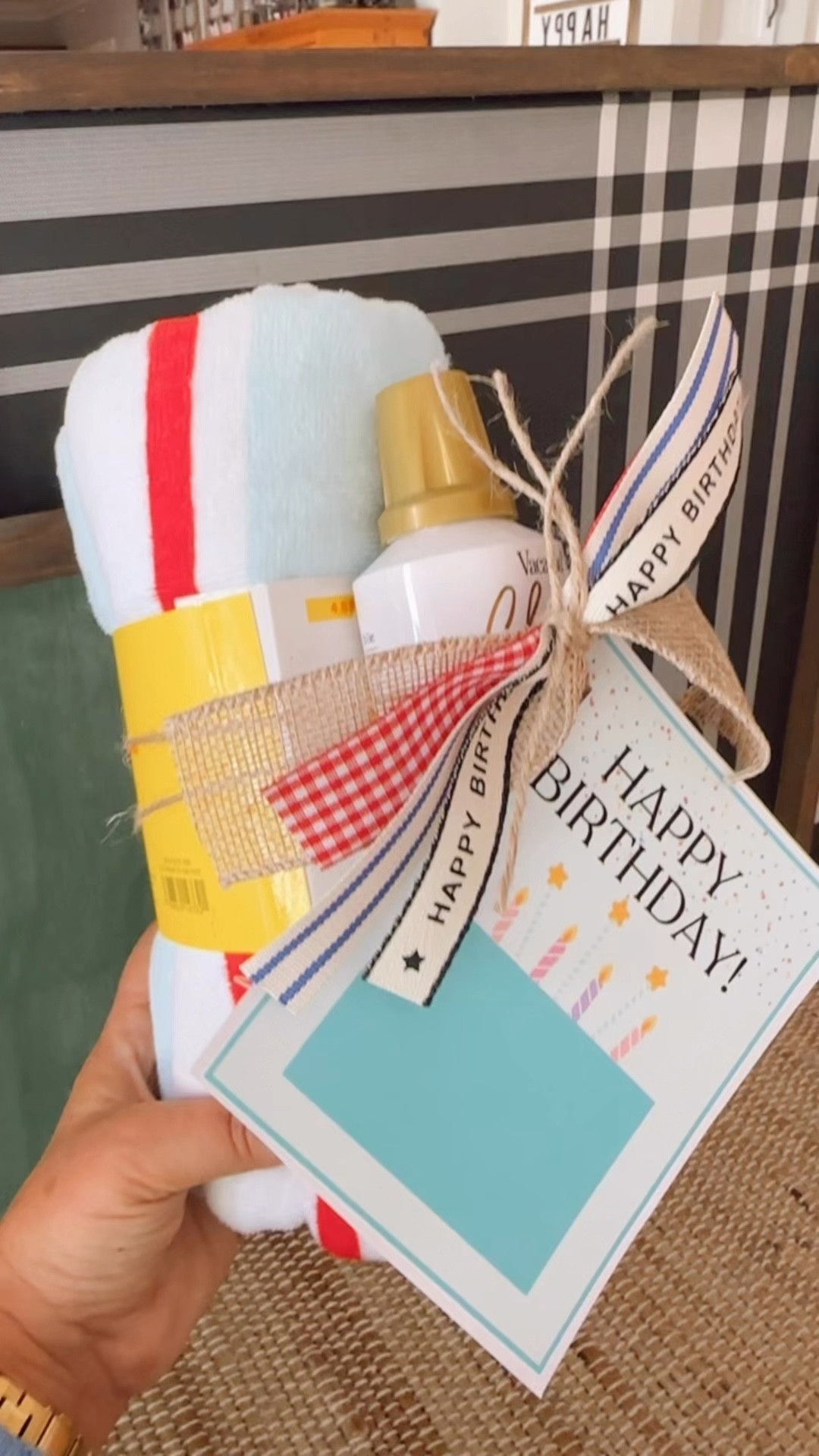 Simple Summer Birthday Gift! Easy, affordable & so cute! 🎉🎂☀️

#LTKSeasonal #LTKHome #LTKSwim