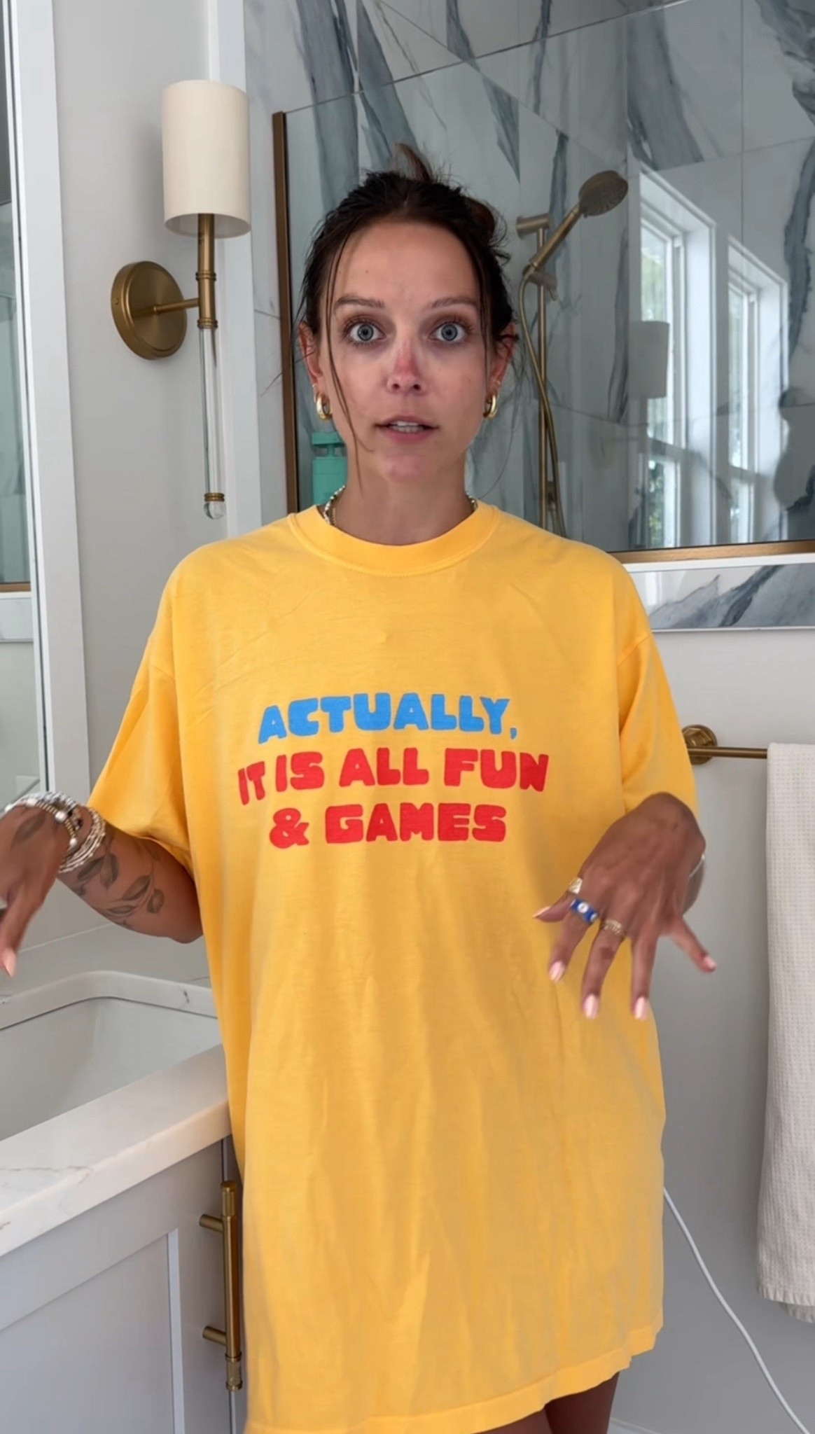 comfort colors!! in an XL
code BRADYLOCKERBY10 to save!!