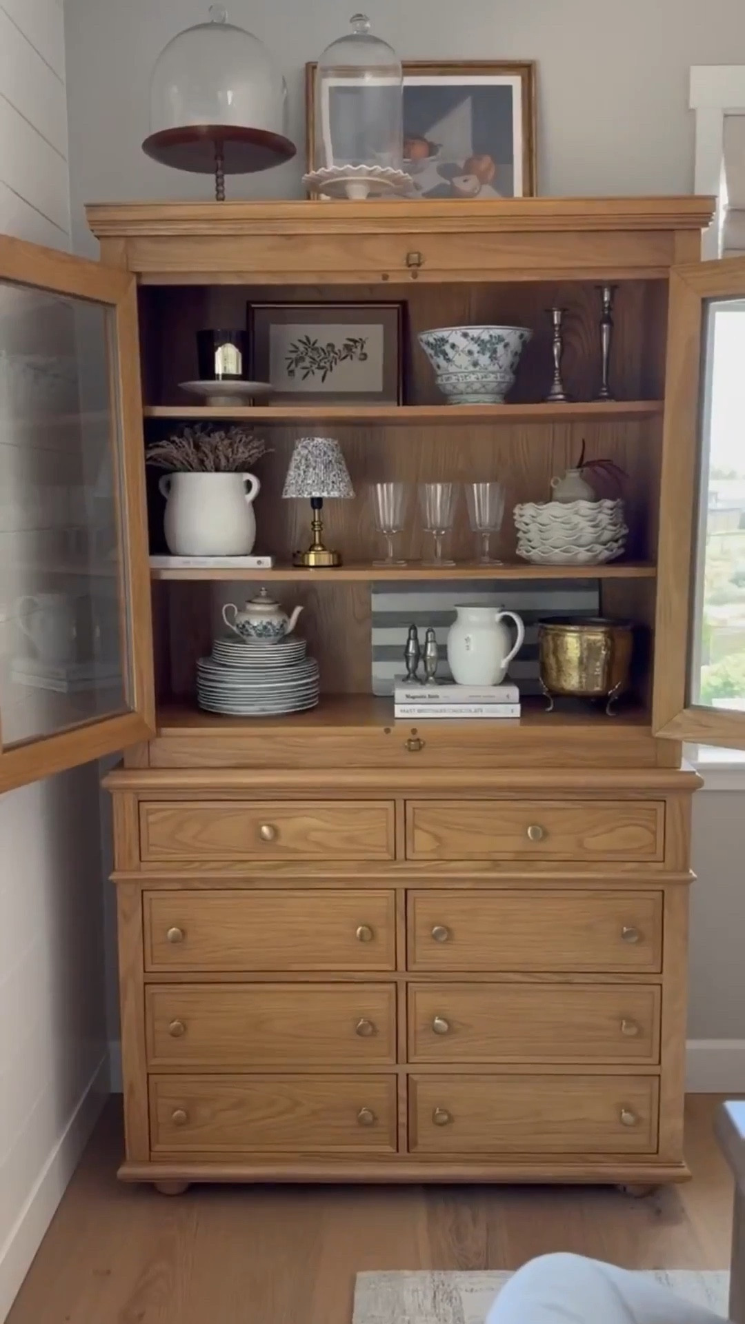 Want to know my design secret to scoring vintage-inspired pieces? Amazon! #Ad It’s true, I have found so many gorgeous vintage-inspired pieces on Amazon, including many of my kitchen decorative bowls, plates, and mills. Shop the Big Spring Sale now to score so many of my favorites on sale, plus many more! 

@amazon #ad #founditonamazon 