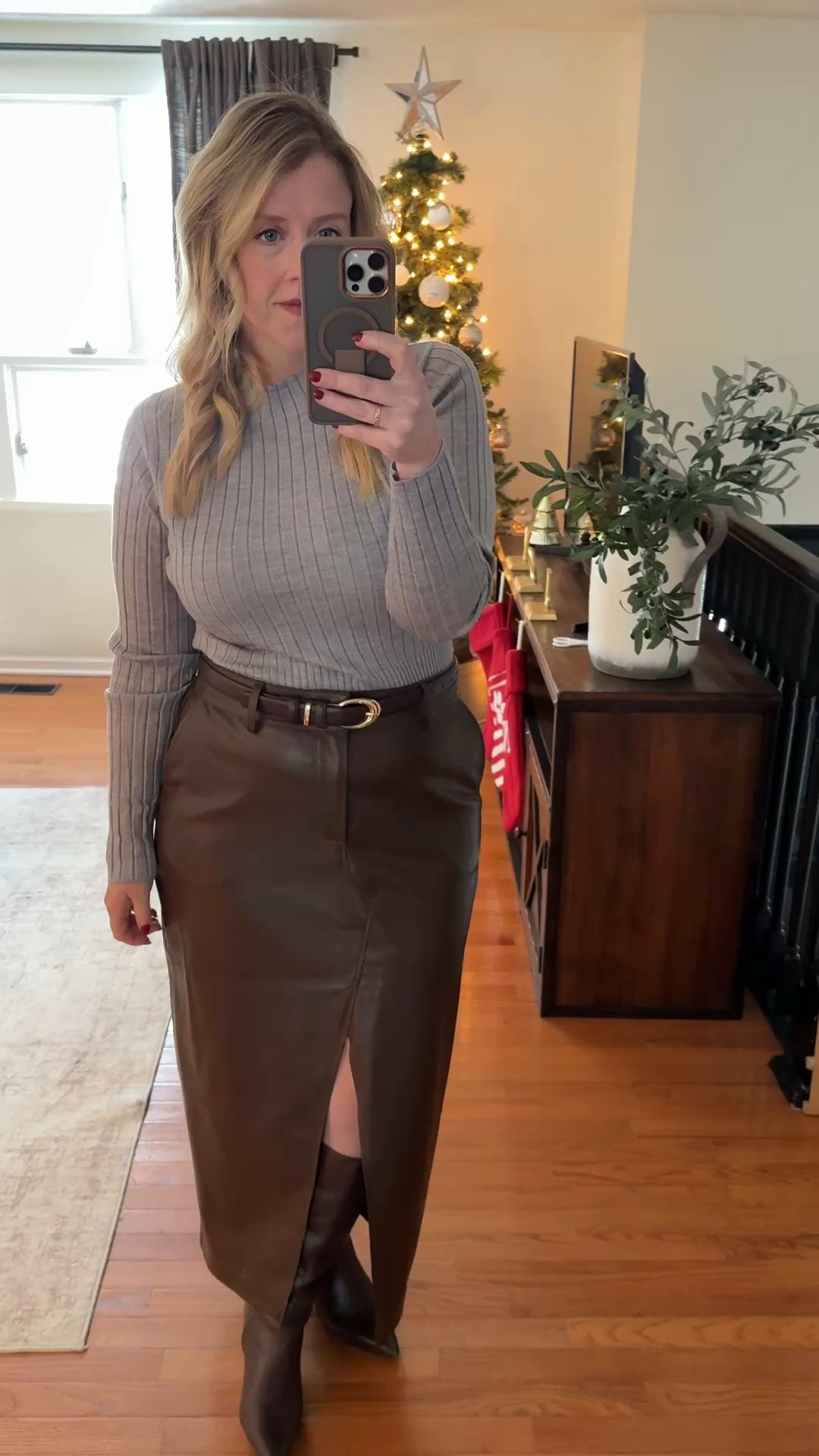 Winter Work Outfit ❄️

#LTKWorkwear #LTKMidsize #LTKSaleAlert