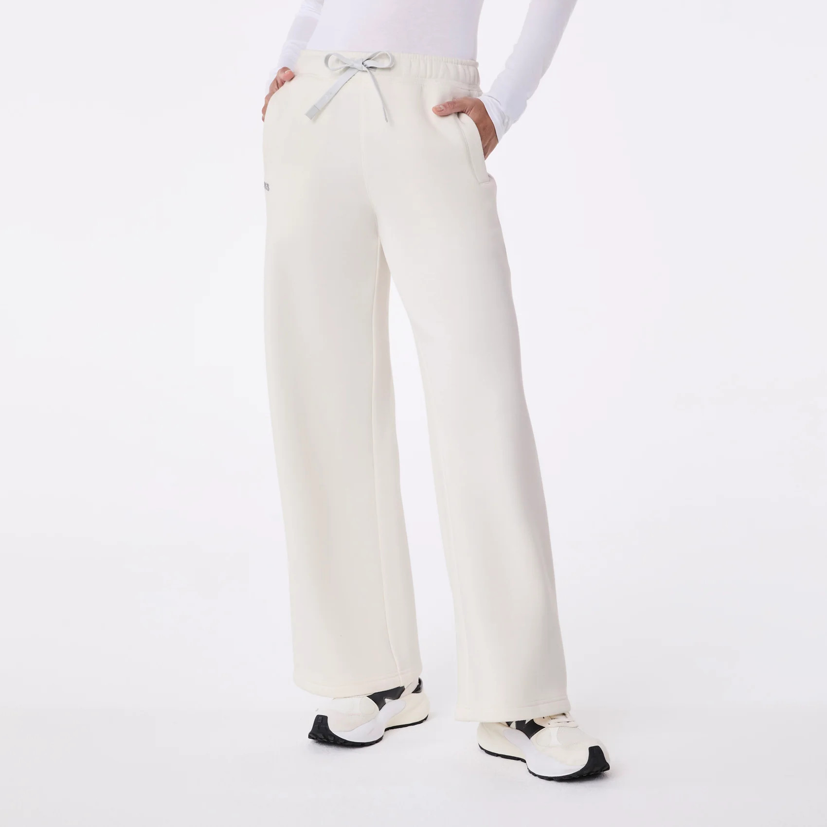 Women’s Off-Shift Wide Leg Sweatpants™ - Cream · FIGS | FIGS