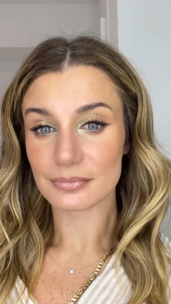 Silver and gold holiday makeup look! 

#LTKHoliday #LTKbeauty #LTKparties