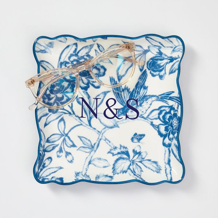 Sanderson Scalloped Ceramic Catchall | Mark and Graham