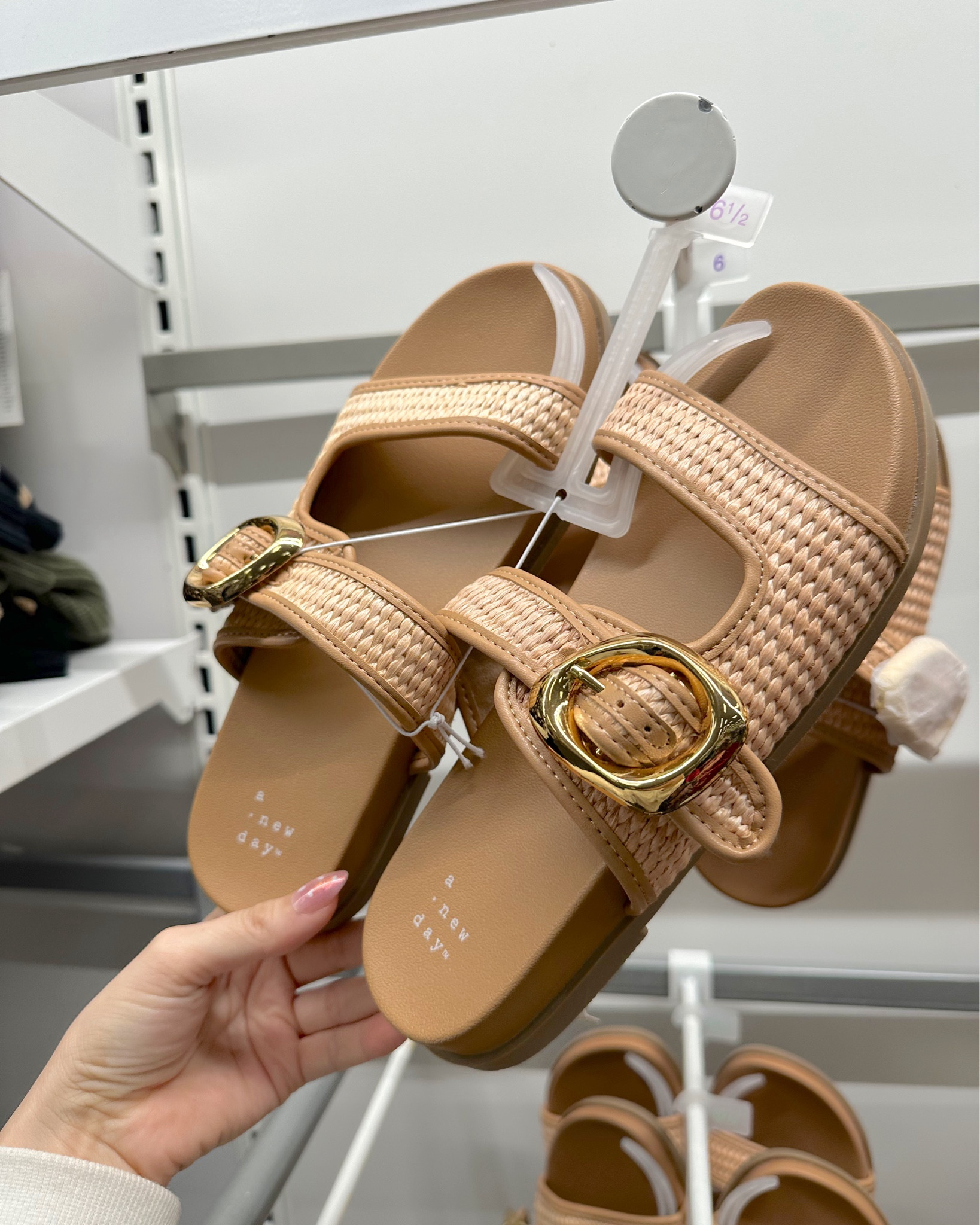 Love these new women sandals at Target!!✨