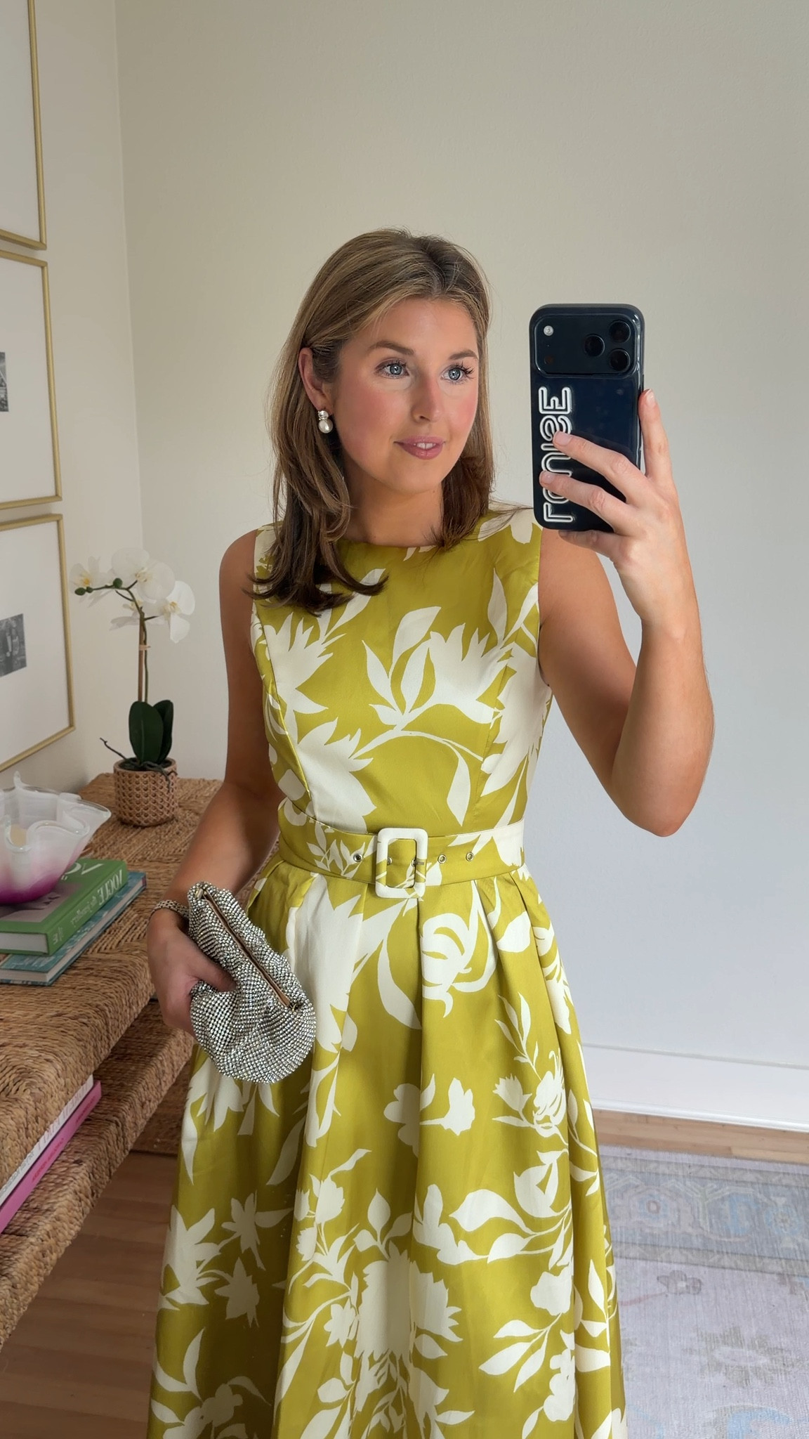 Summer formal or black tie wedding guest look! Wearing a S 