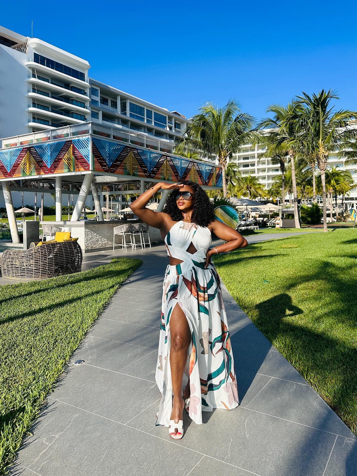 Mexico has a way of reminding you to slow down — sunshine, the ocean, and outfits that just fit the vibe 🌊☀️. This @chicmeofficial dress was my go-to for beach walks and brunches by the water… effortless but still giving ✨.

Use my code Mosun at checkout to shop, and if you need the direct link just drop me a DM 💌

Would you rather wear a dress by the beach/ocean or its bikini 👙 vibes only 😁😝
#ChicMeStyle #ChicMeLook #ChicMeBabe