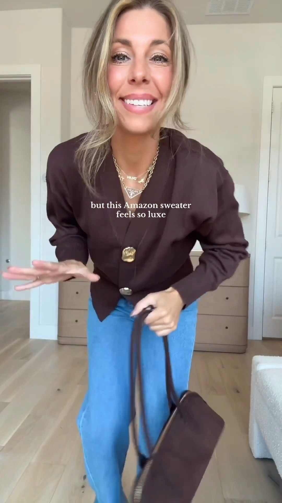 THIS AMAZON CARDIGAN 😍 the gold button detail is so chic 🤌🏼 size small! Levis jeans 25 



#LTKFindsUnder100 #LTKFindsUnder50 #LTKootd