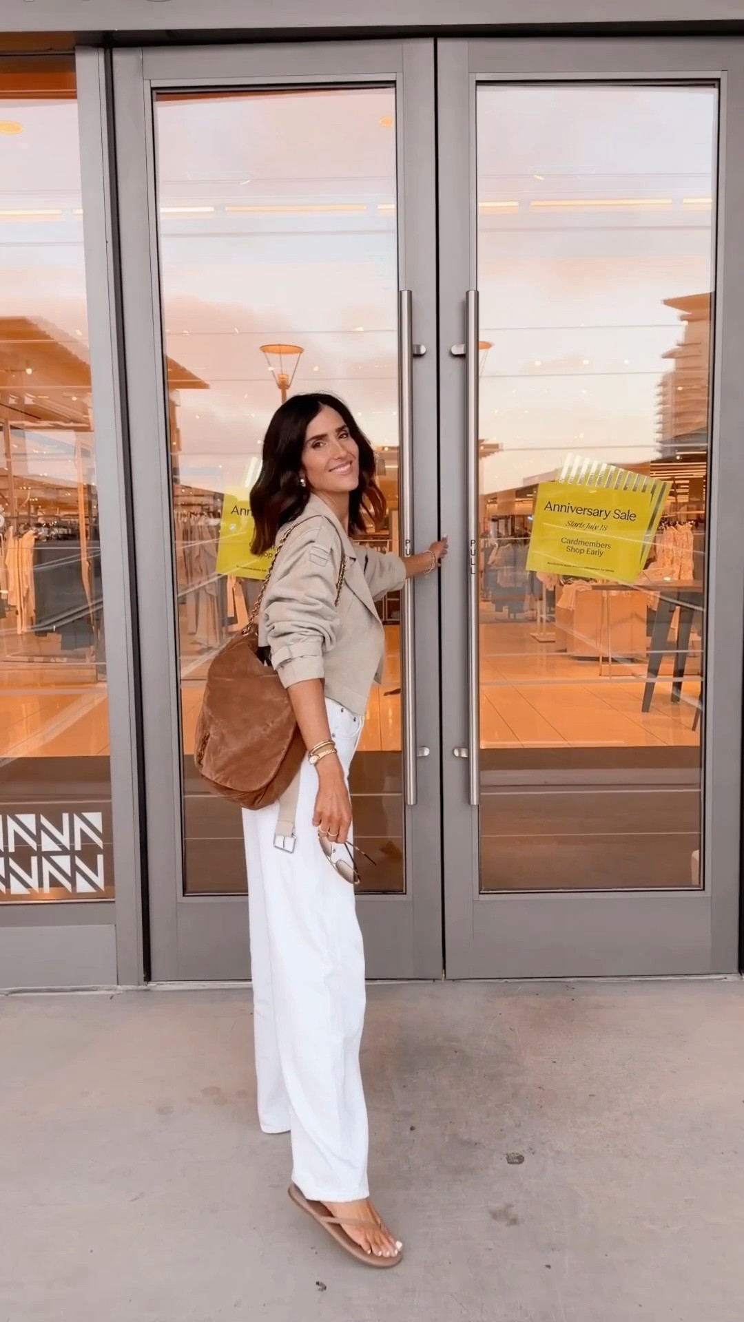 If you love neutrals, soft, comfy fabrics & things that “look expensive” but are not… you will 100% love shopping with me! Your trust in me means everything…so just know I’m very picky with what I share on here. I also can’t believe this is my 10th year covering the sale, can’t wait to shop with you!  xx Aylin

***Pacific time zone can begin shopping at 9:05PM the night before***
#stylinbyaylin #aylin #nordstrom #nsale

#LTKOver40 #LTKSaleAlert #LTKSeasonal