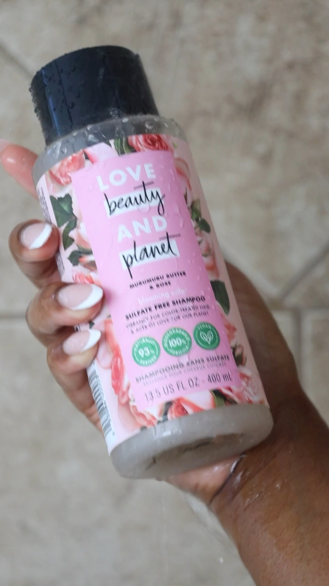 WASH DAY | Here we are again lol. #ad This time around I used the Murumuru Butter & Rose Shampoo & Conditioner from @lovebeautyandplanet which is available at @target! This scent is DIVINE, and its formulated to cleanse color-treated hair. These products leave my hear feeling soft & nourished - a perfect addition to my self-care routine! 

#LBPPartner #Target #TargetPartner