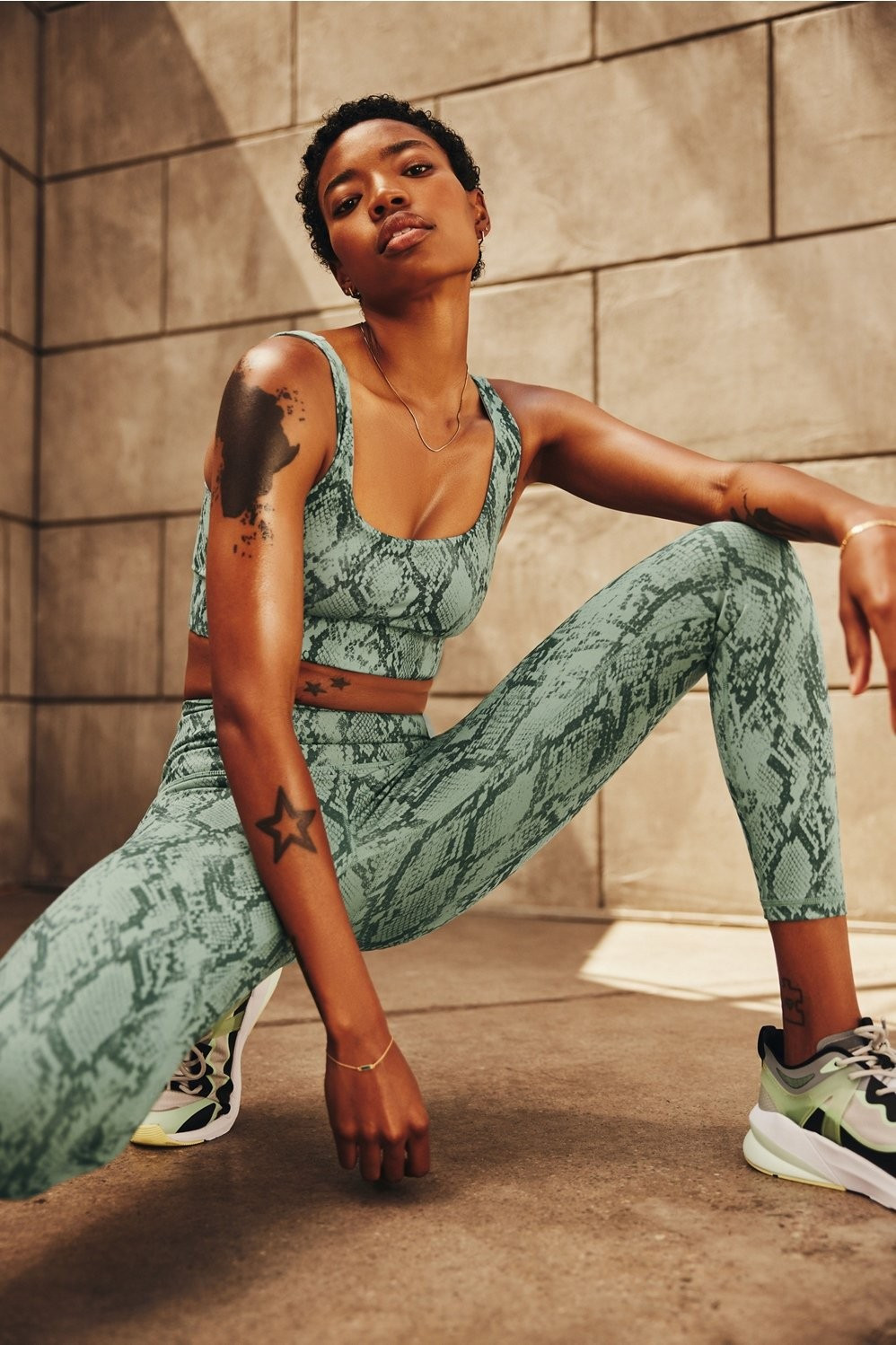 Transform 2-Piece Outfit | Fabletics