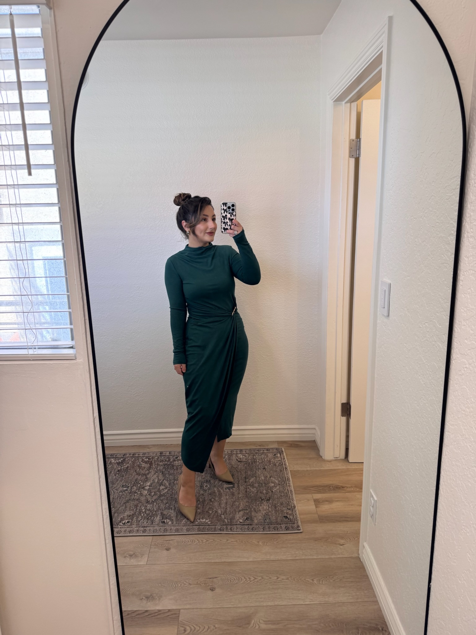 Petite friendly wedding guest dress! One of the most flattering dresses!! 

Green wrap dress size small

 (5'0" 140lbs)


#LTKPetite #LTKHoliday #LTKWedding
