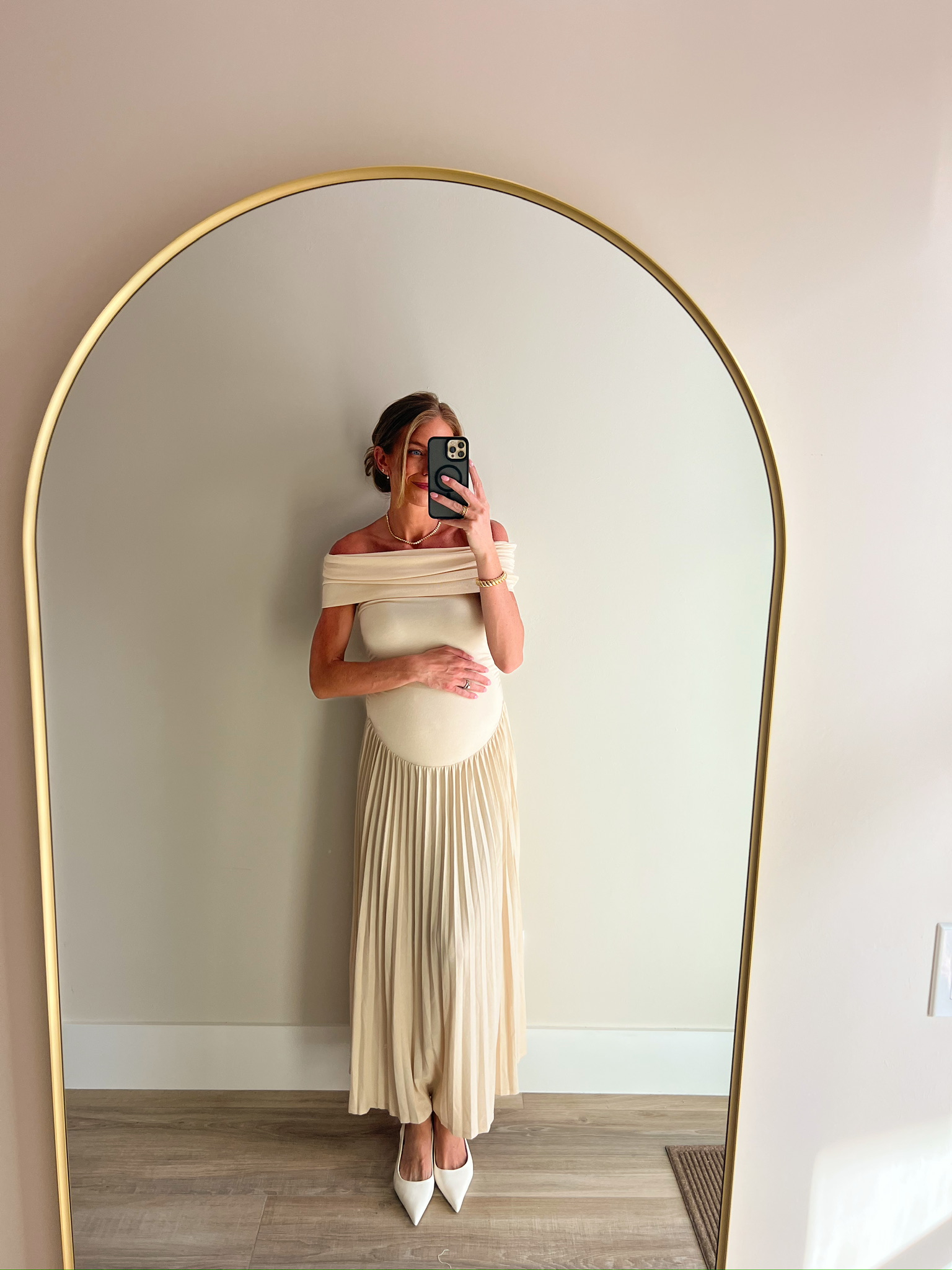 Love this neutral baby shower dress! Size medium for height and bump! Stretchy and comfy! 

 #LTKgrwm #LTKootd #LTKmomlife