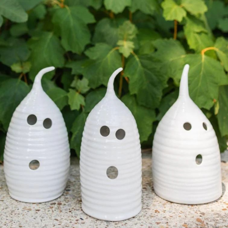 Extra-Large Ghost | Mollie Jenkins Pottery